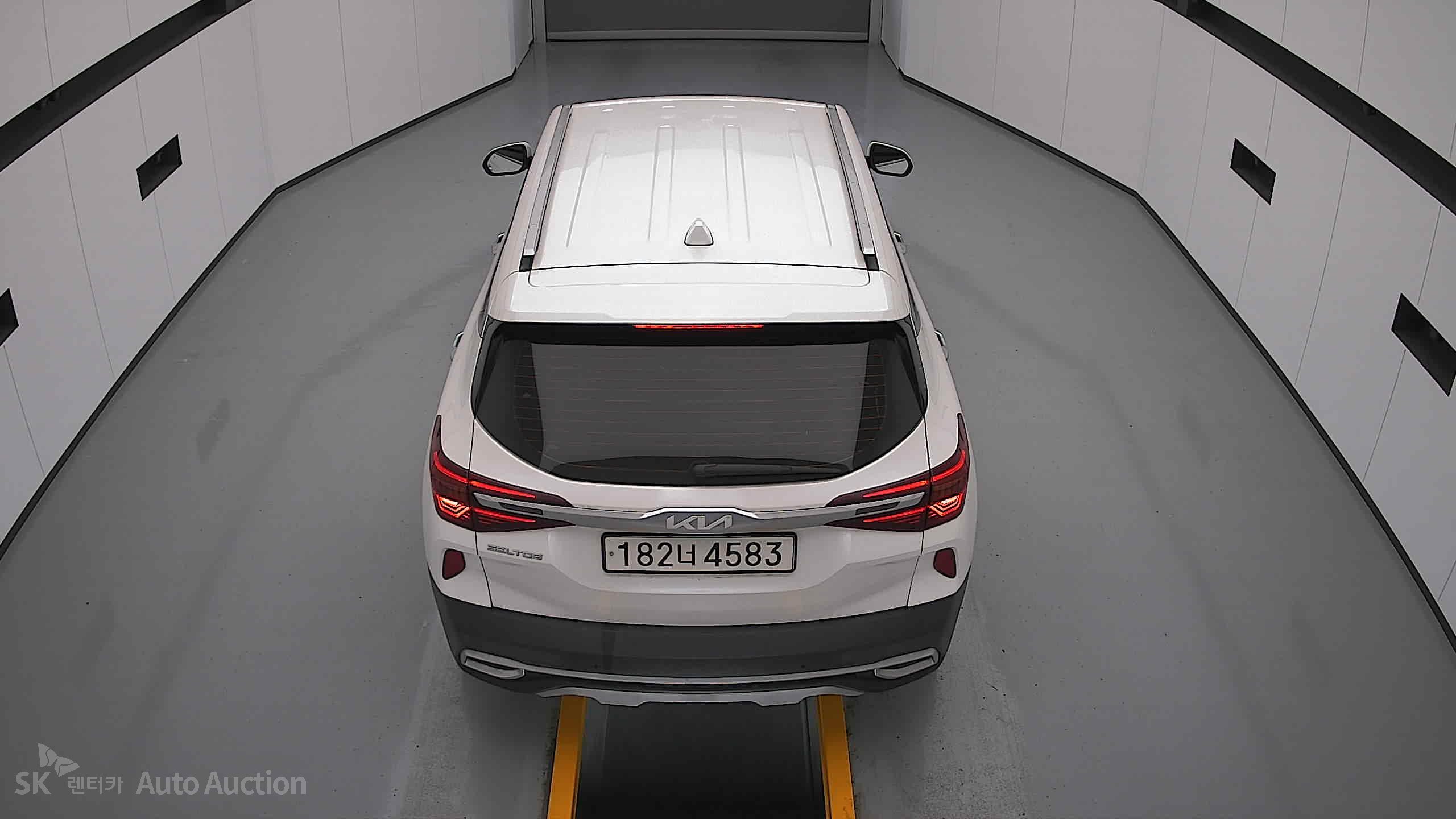 2023 - kia seltos