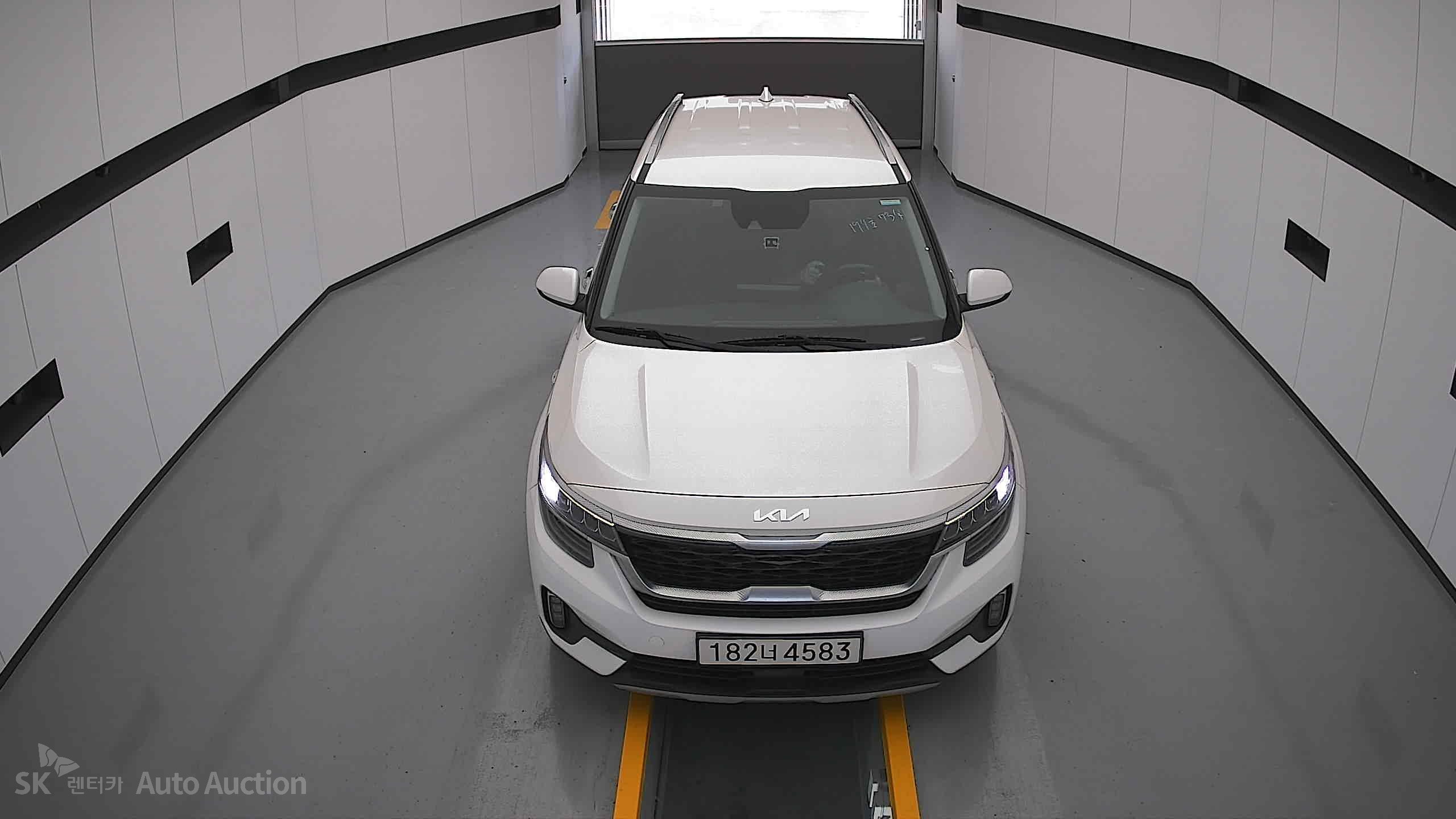 2023 - kia seltos