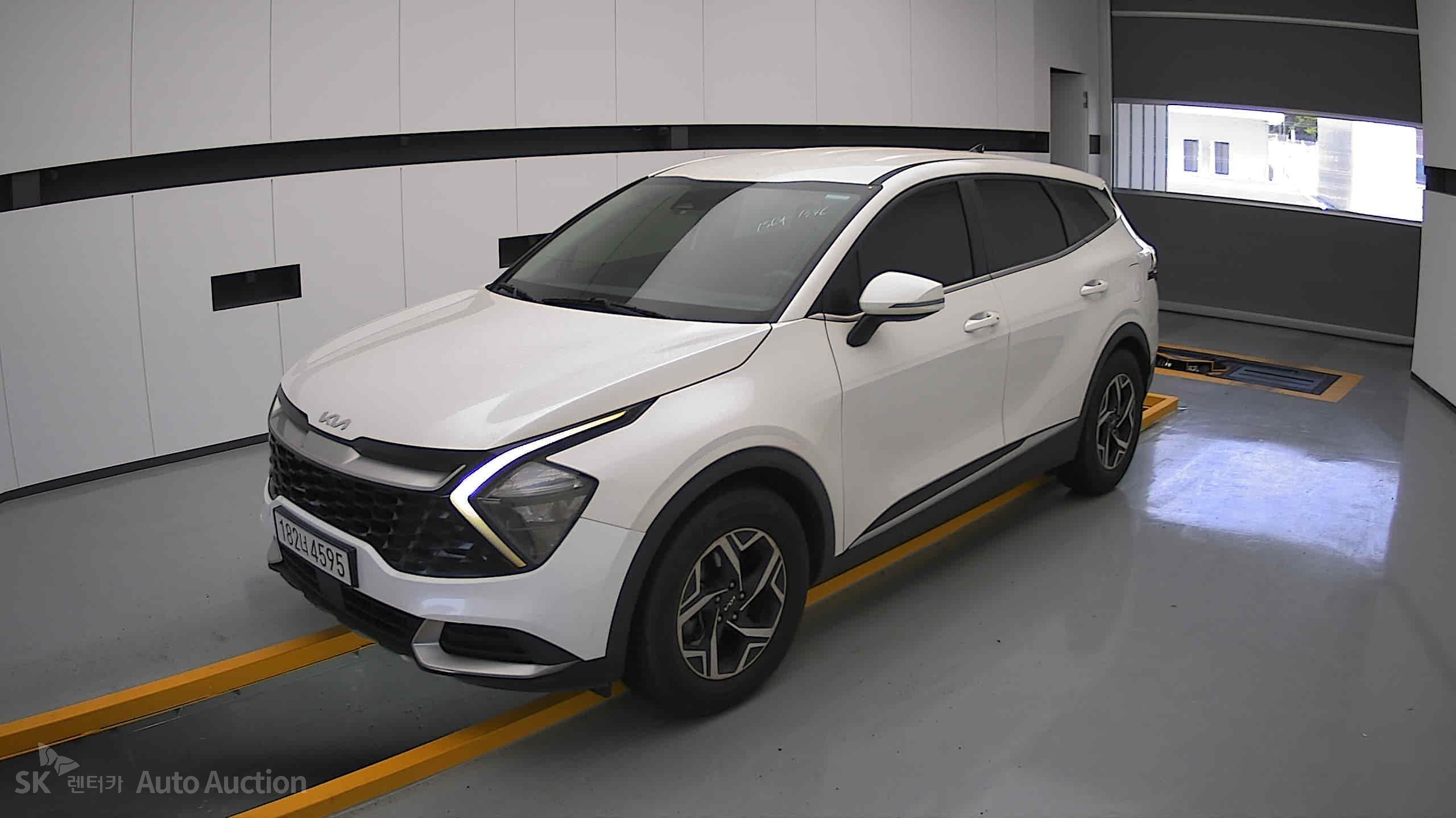 2022 - kia sportage