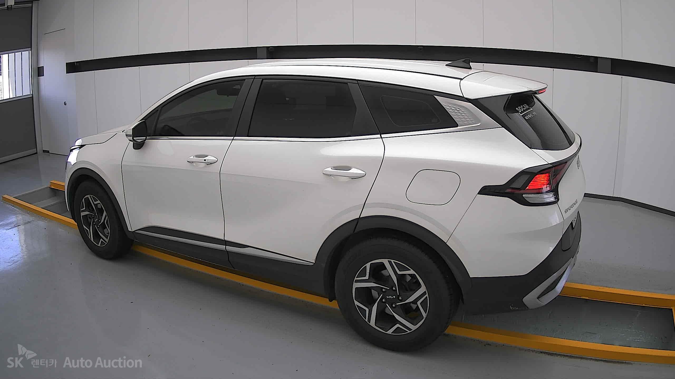 2022 - kia sportage
