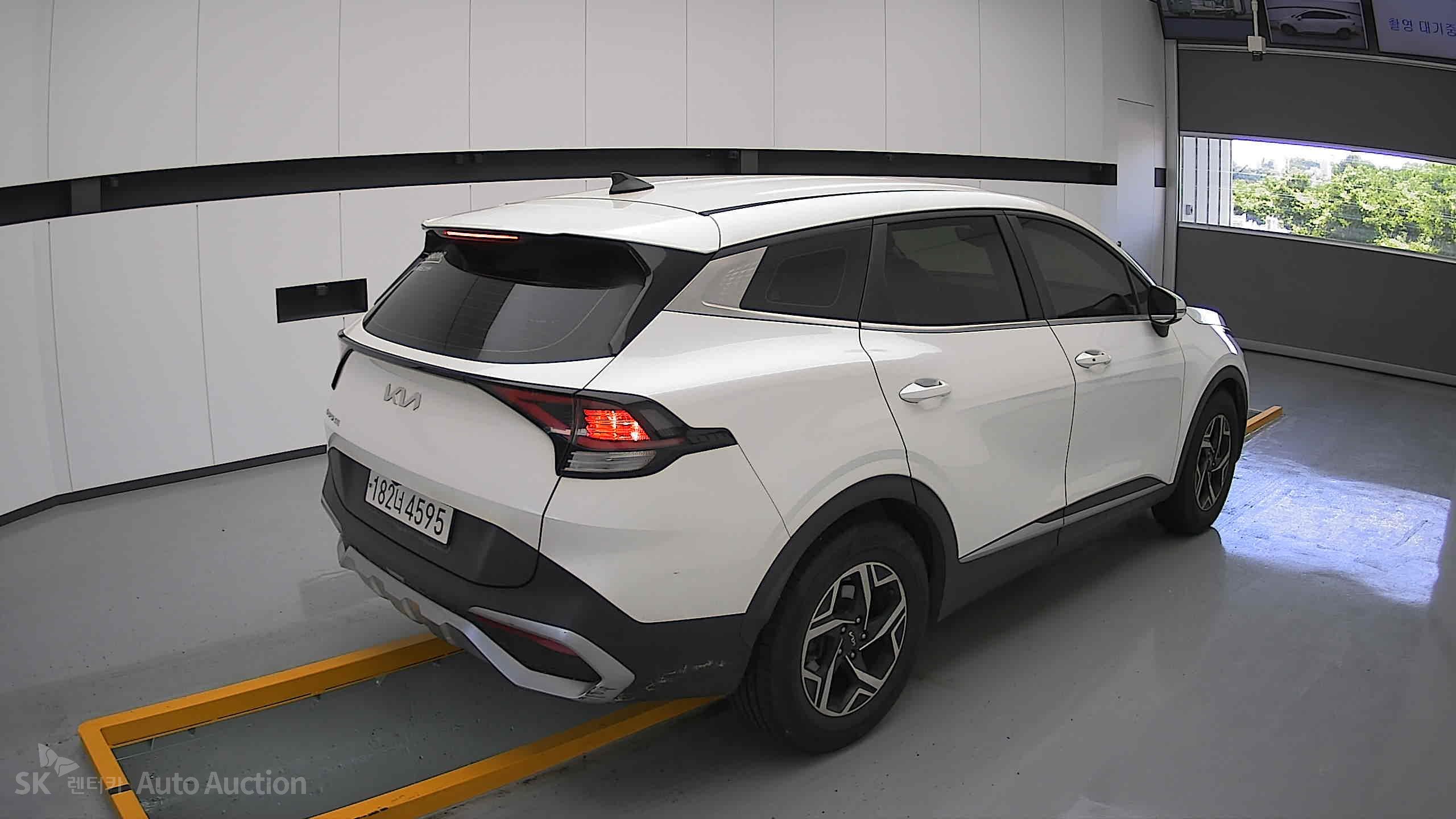 2022 - kia sportage