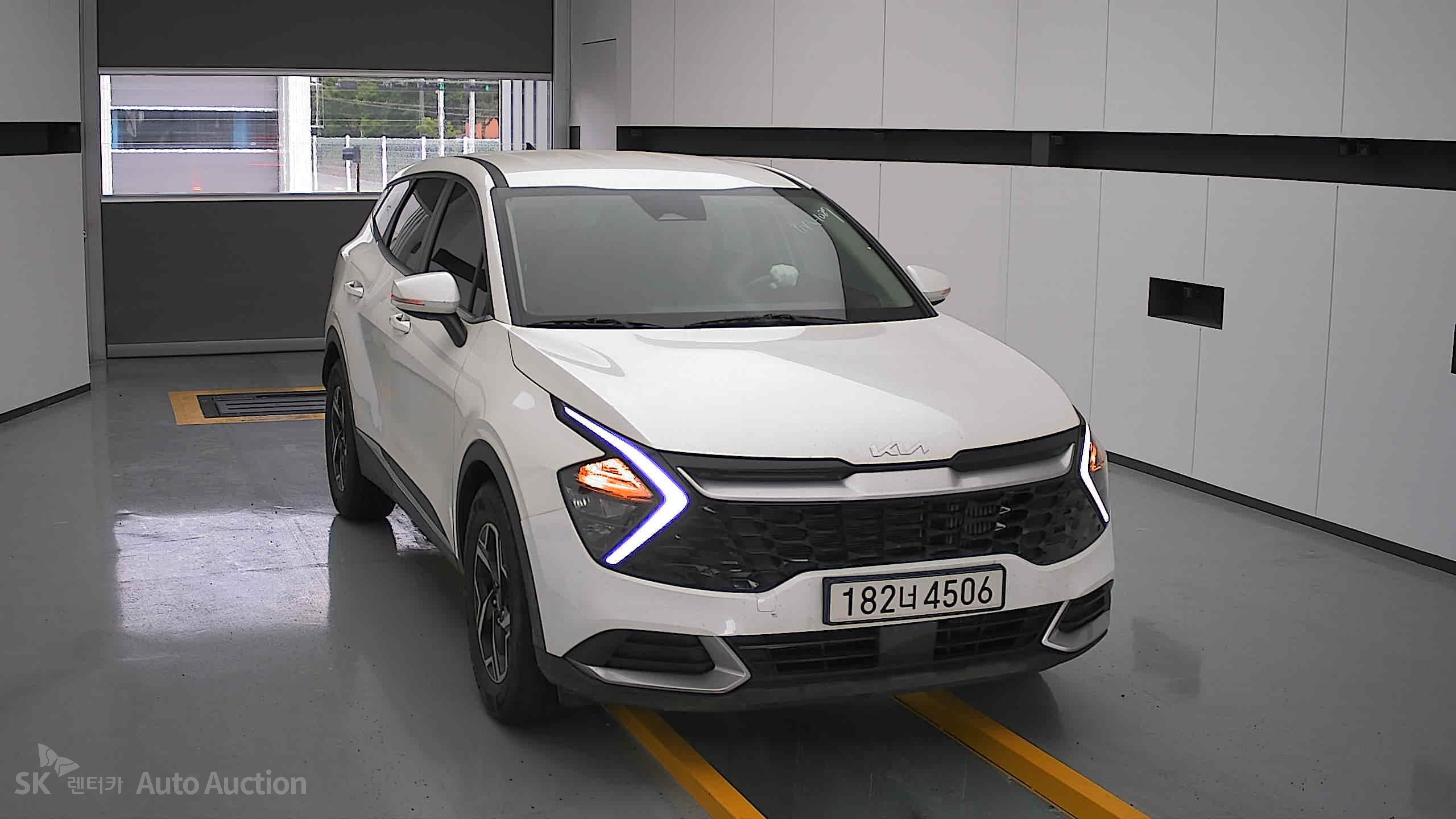 2022 - kia sportage