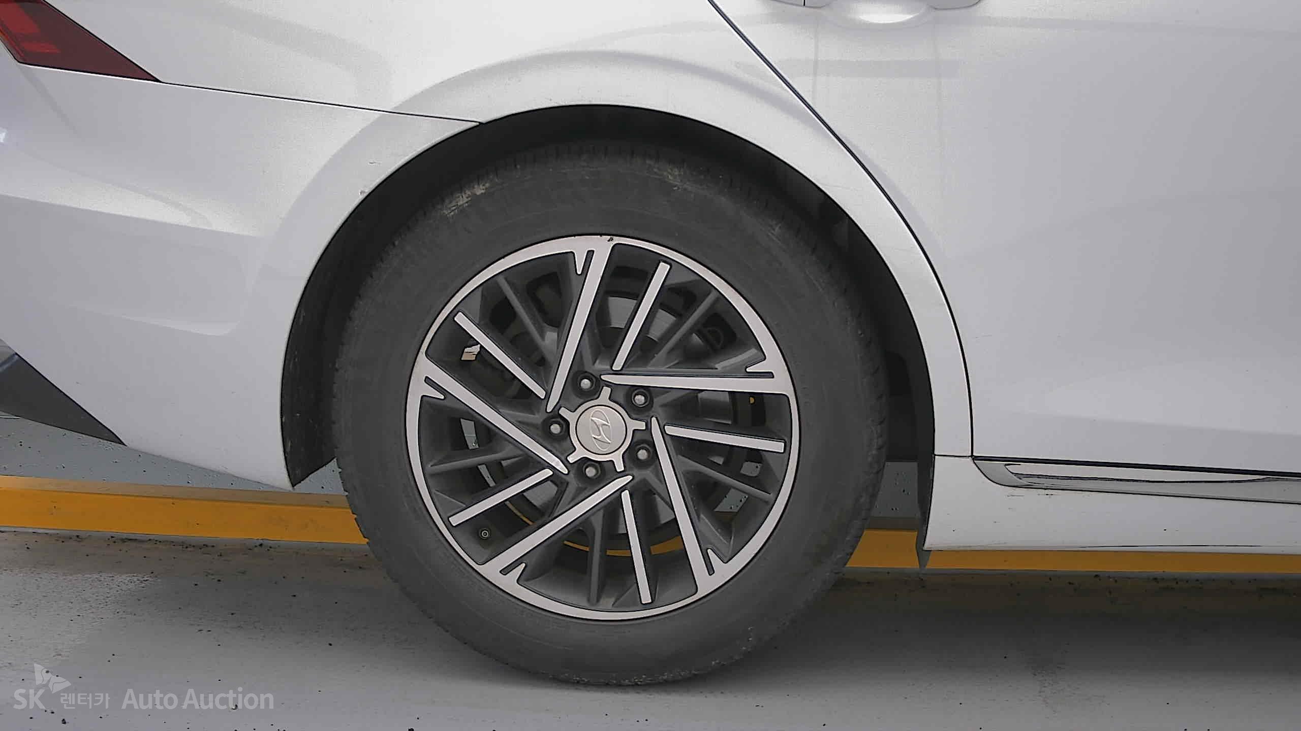 2023 - hyundai grandeur