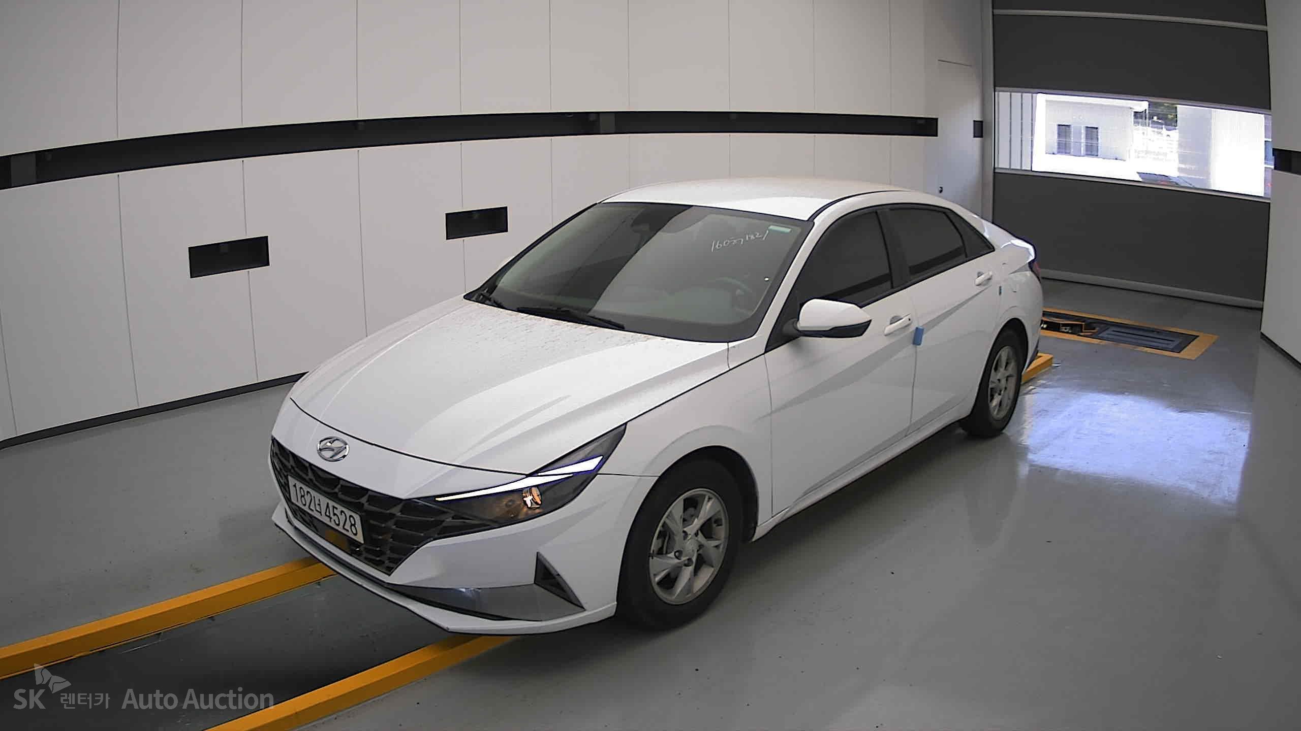 2021 - hyundai avante