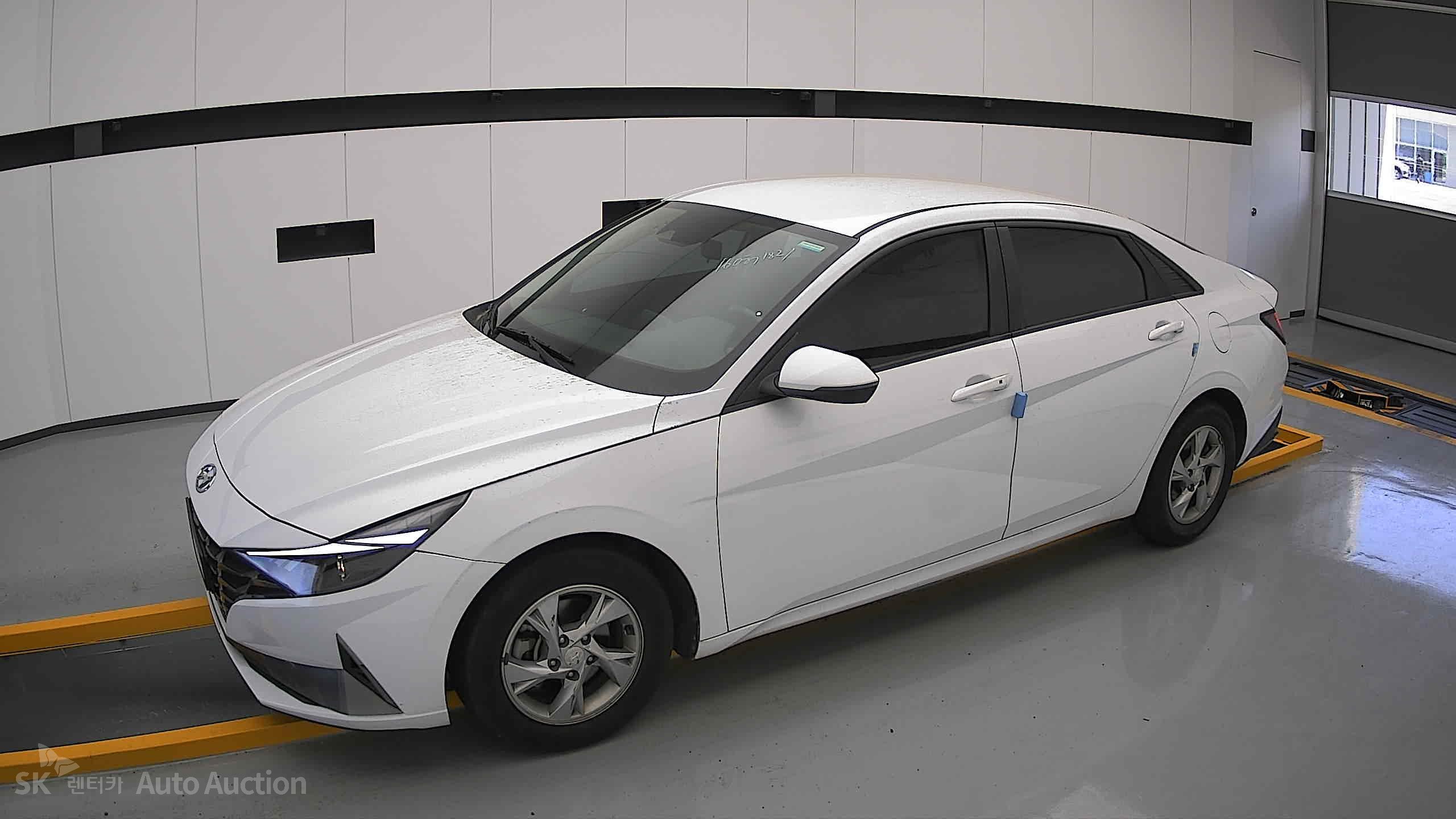 2021 - hyundai avante