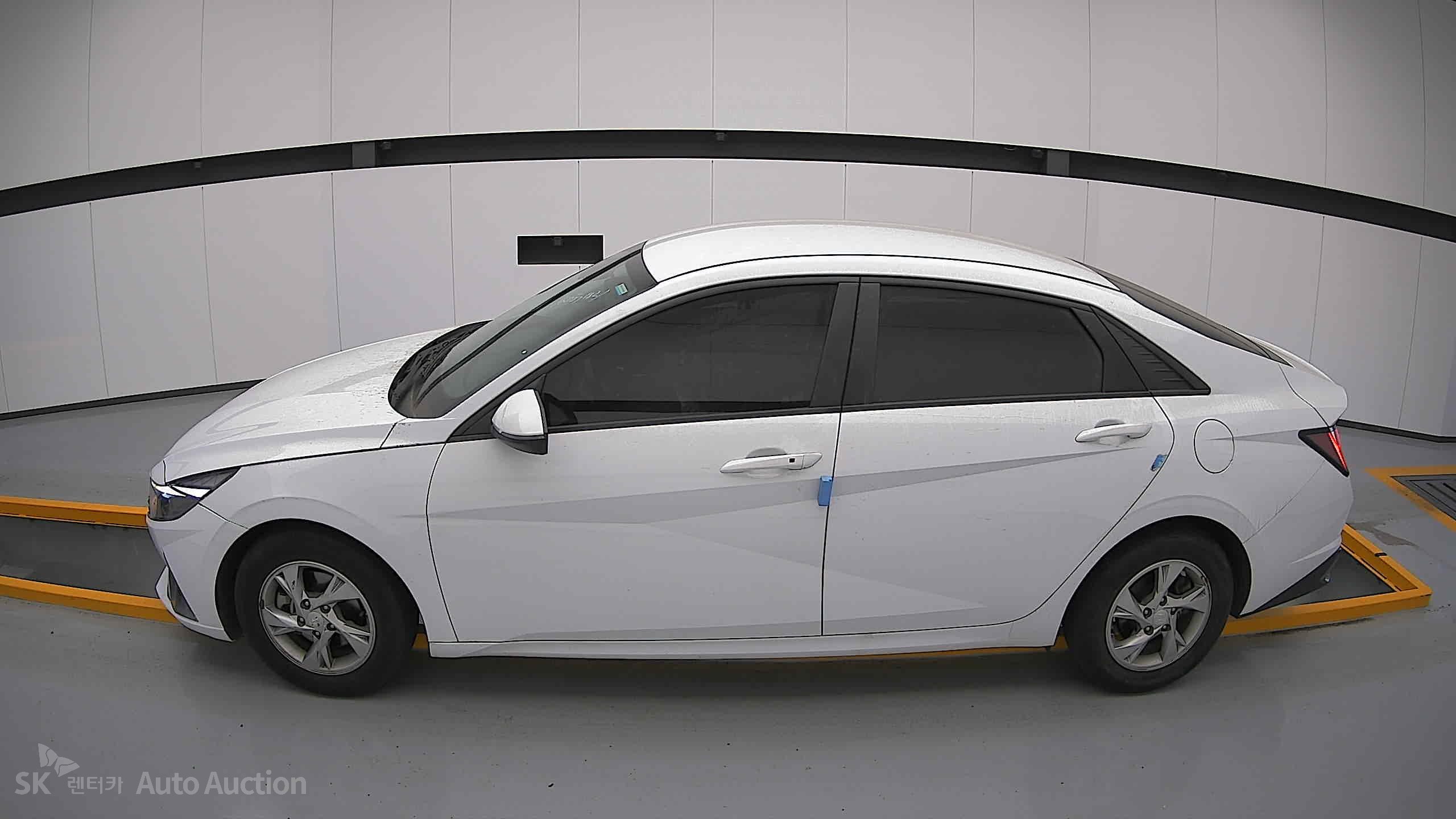 2021 - hyundai avante