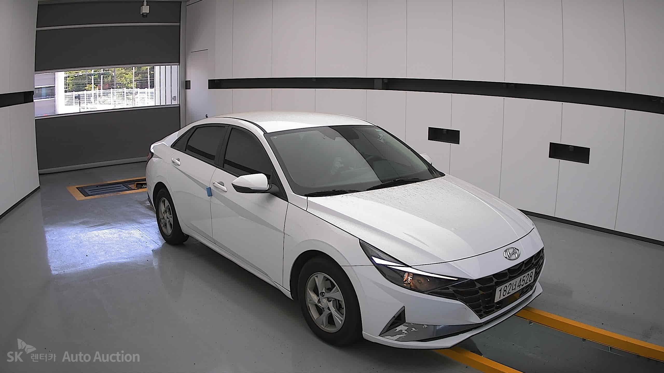 2021 - hyundai avante