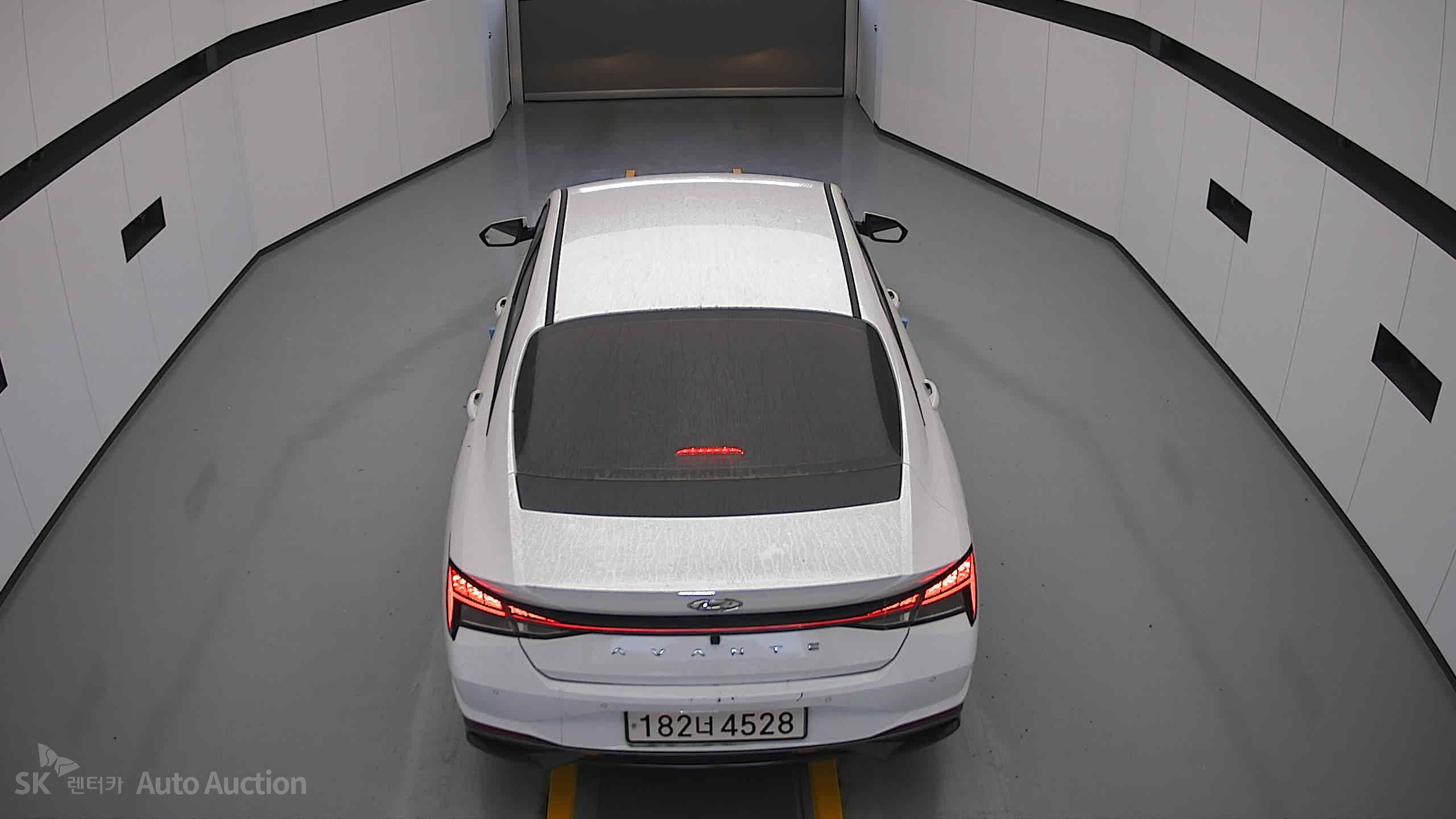 2021 - hyundai avante
