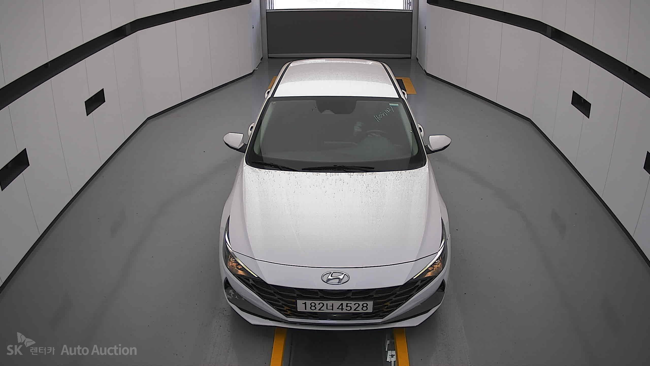 2021 - hyundai avante