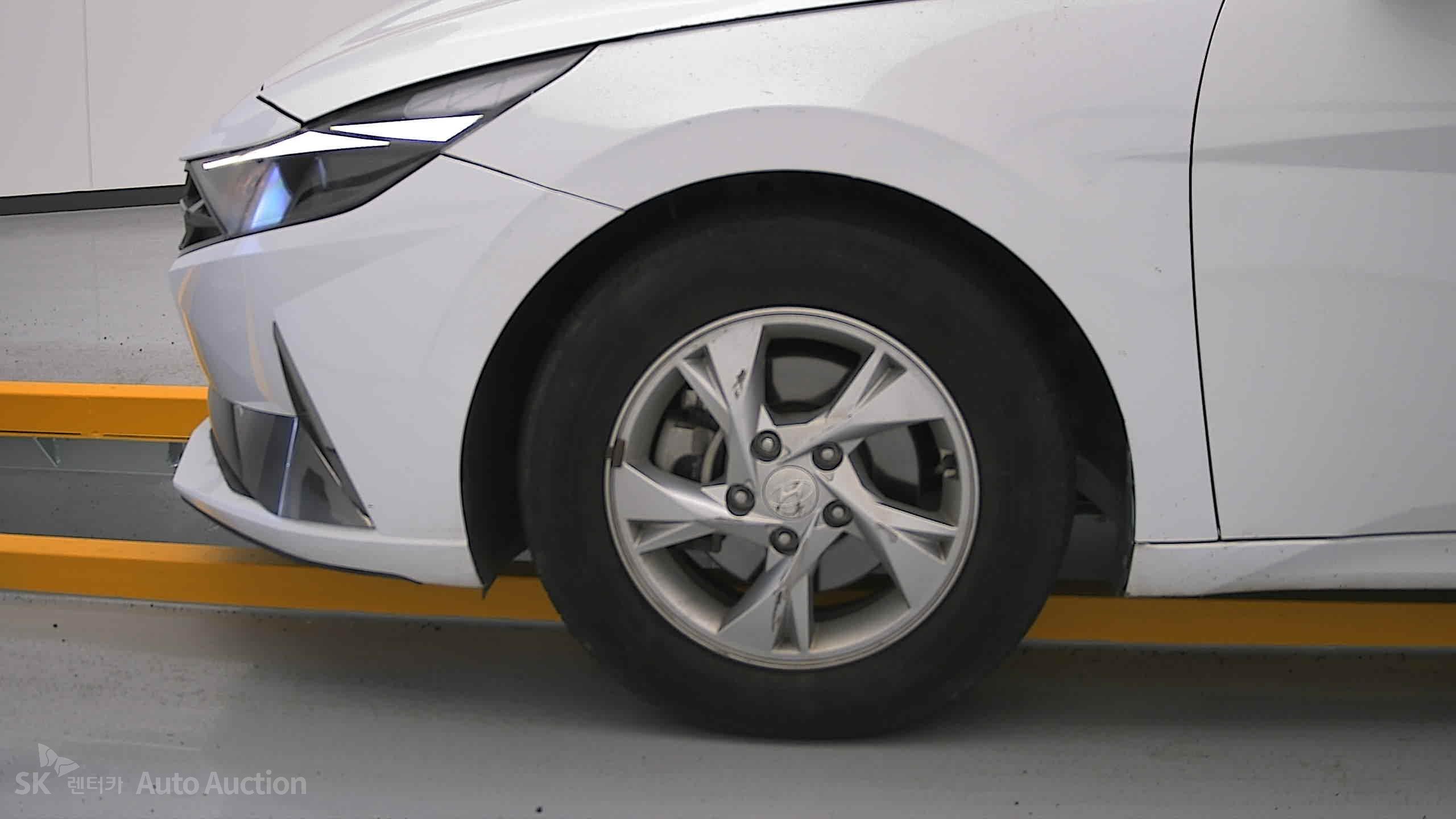 2021 - hyundai avante