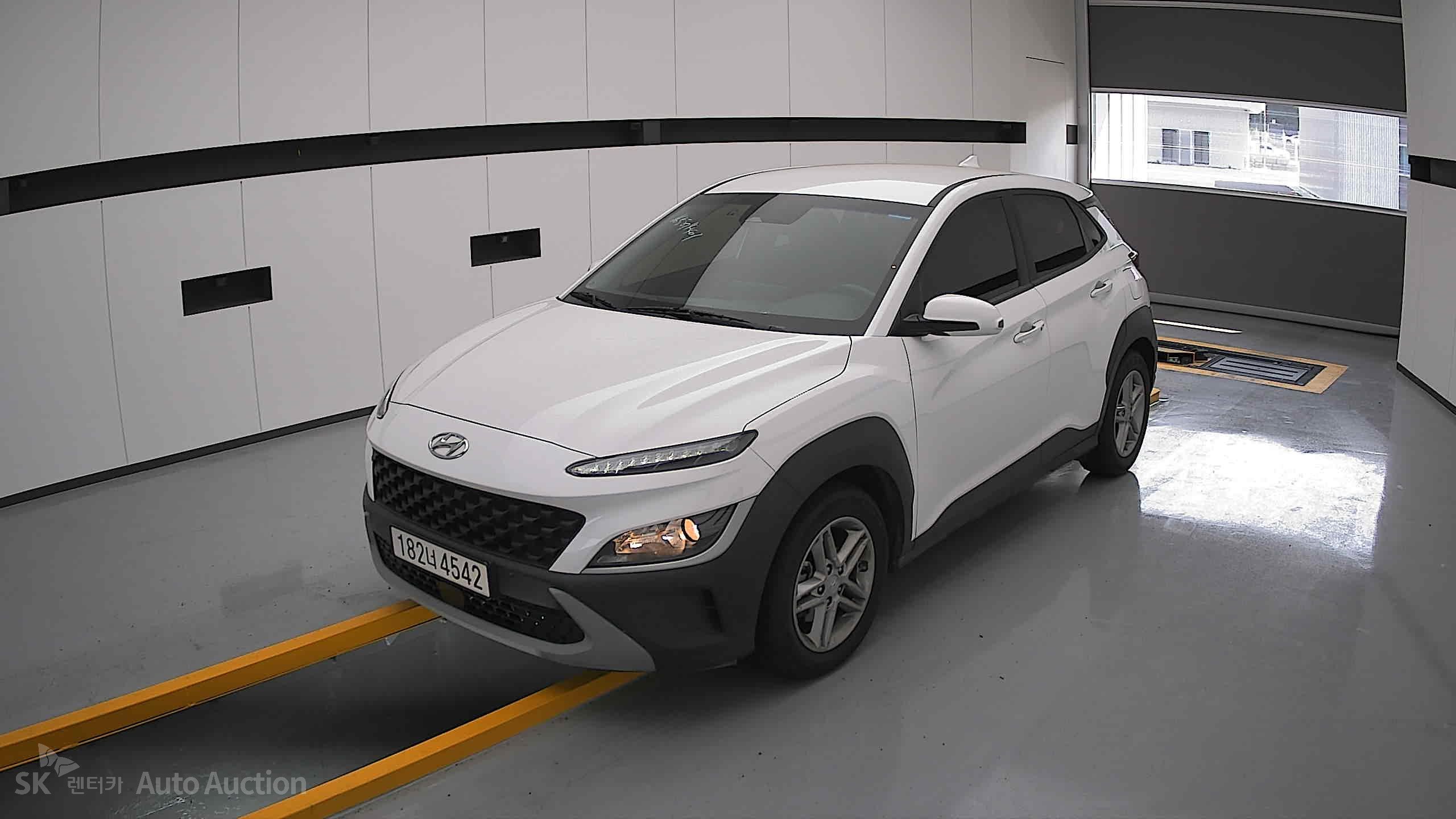 2021 - hyundai kona