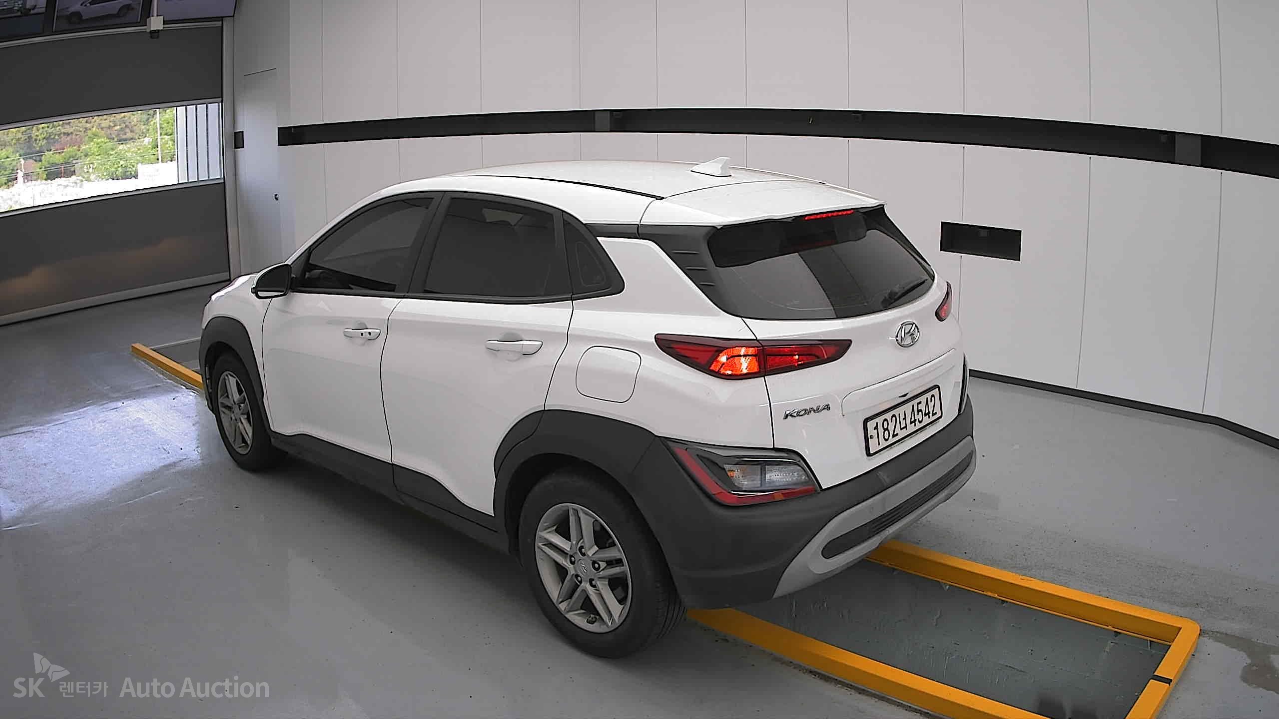 2021 - hyundai kona