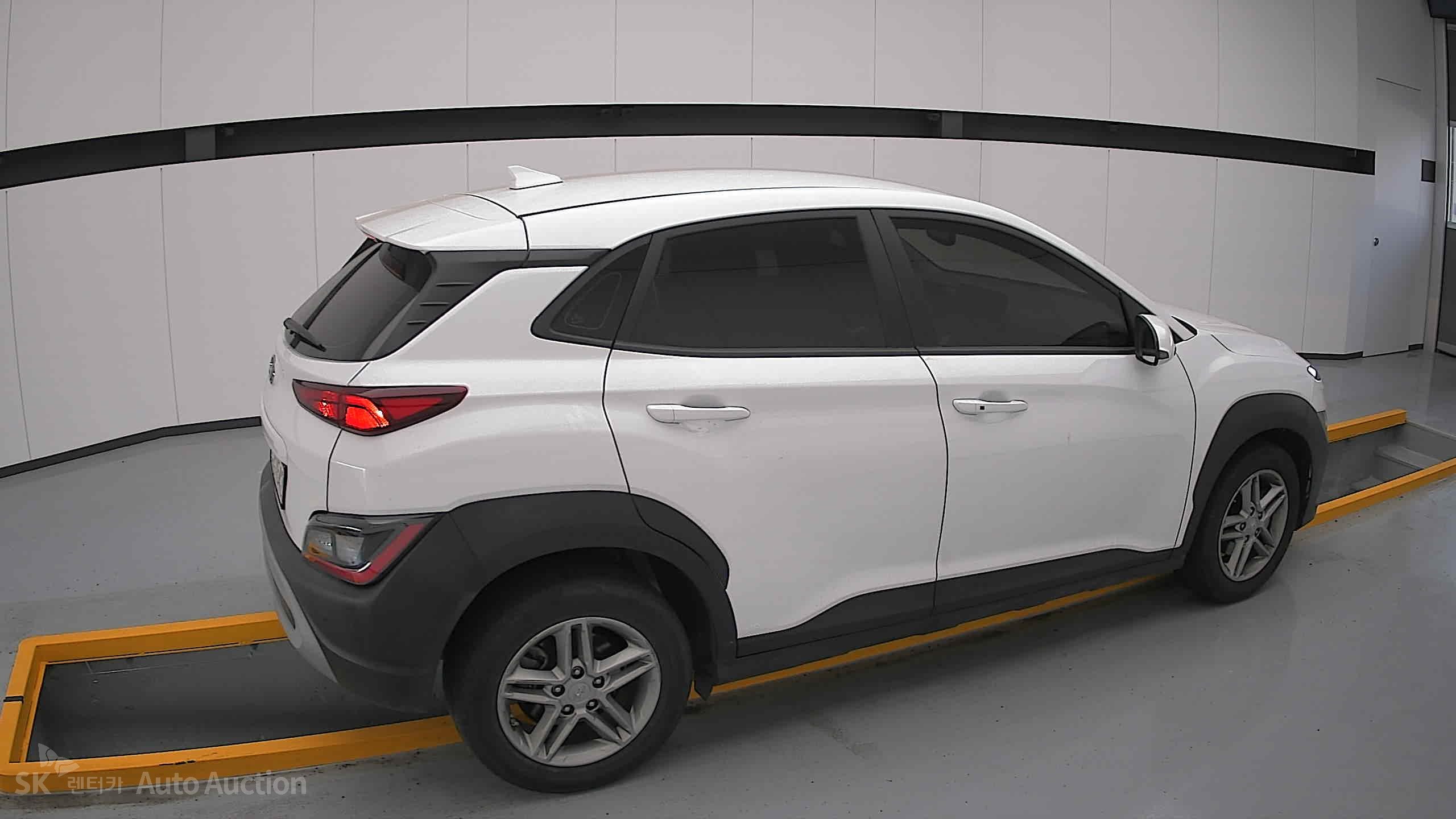 2021 - hyundai kona