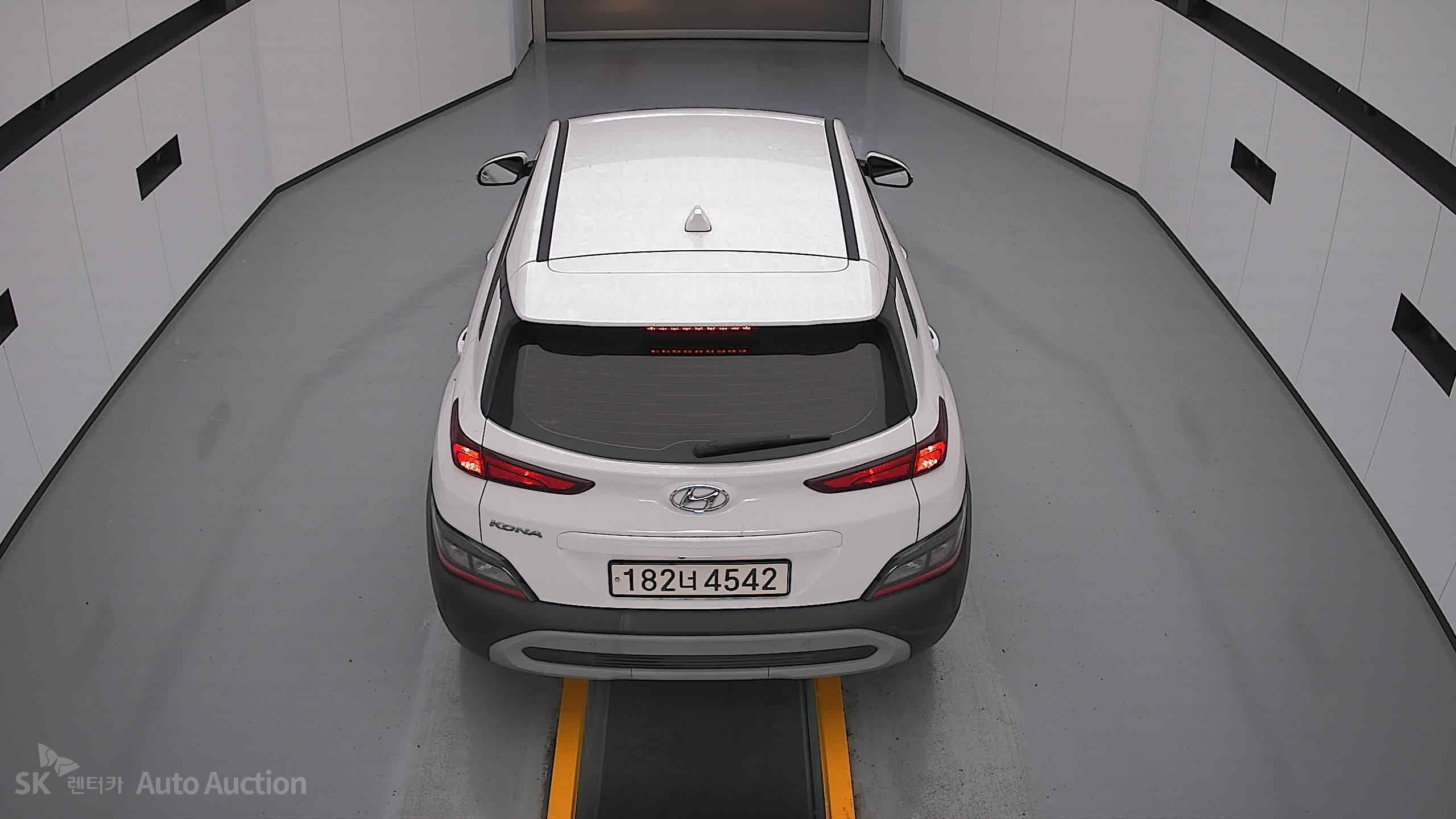 2021 - hyundai kona