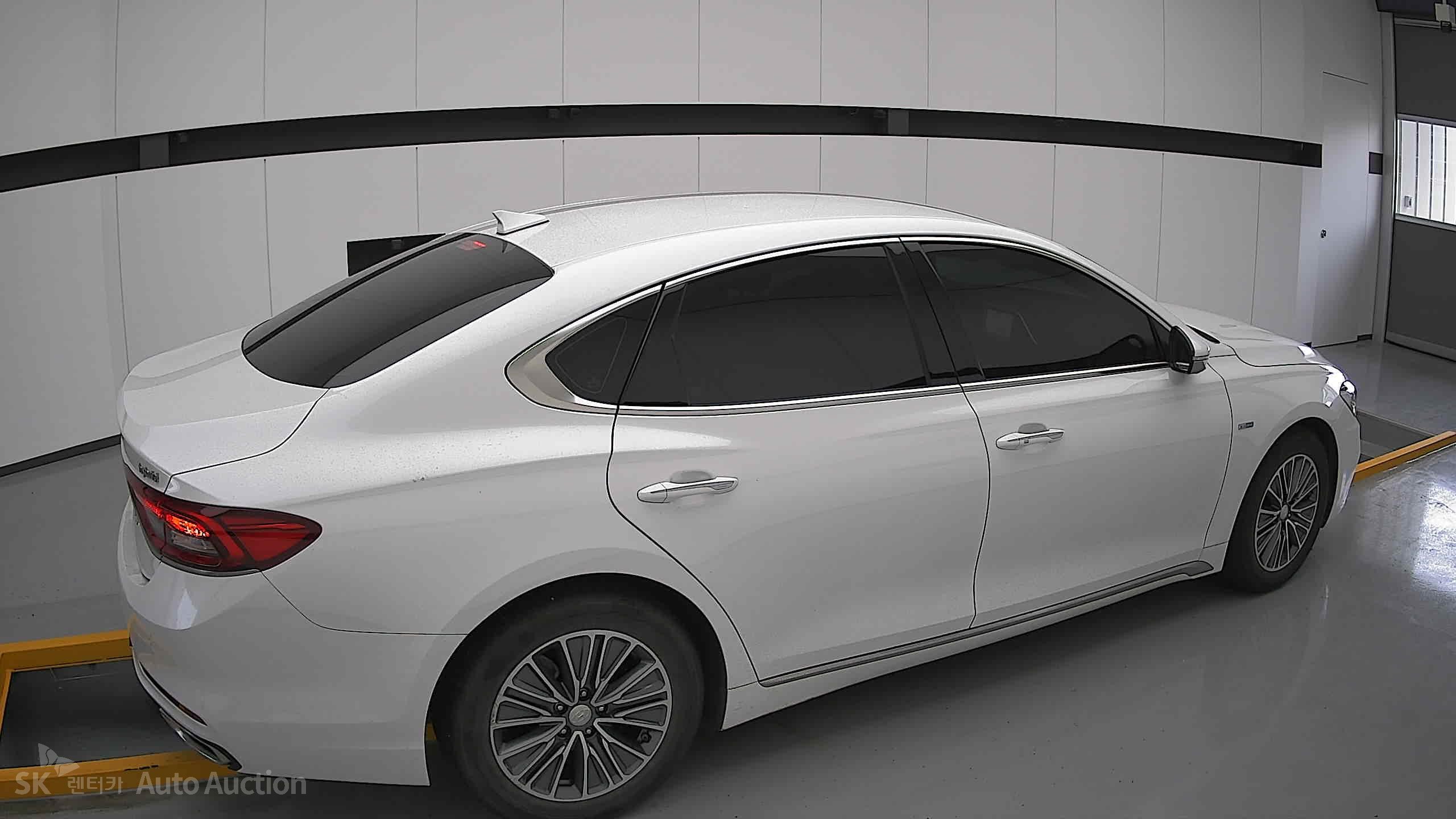 2019 - hyundai grandeur