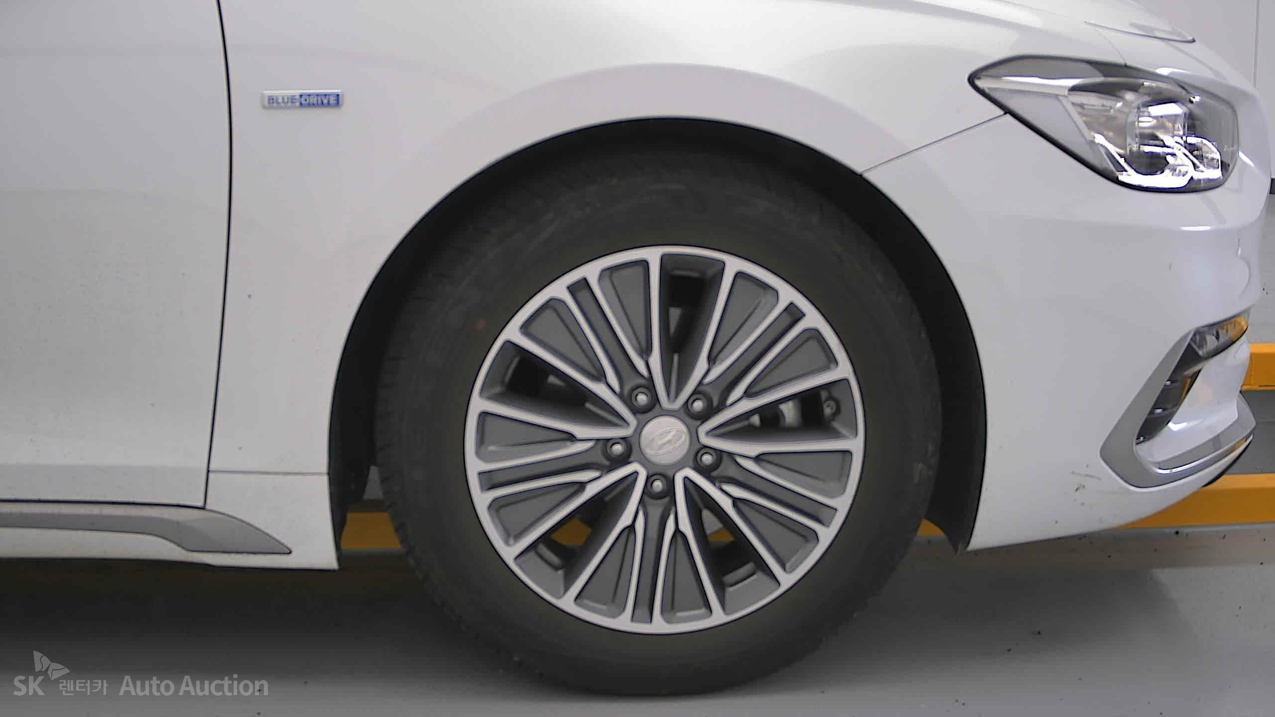 2019 - hyundai grandeur