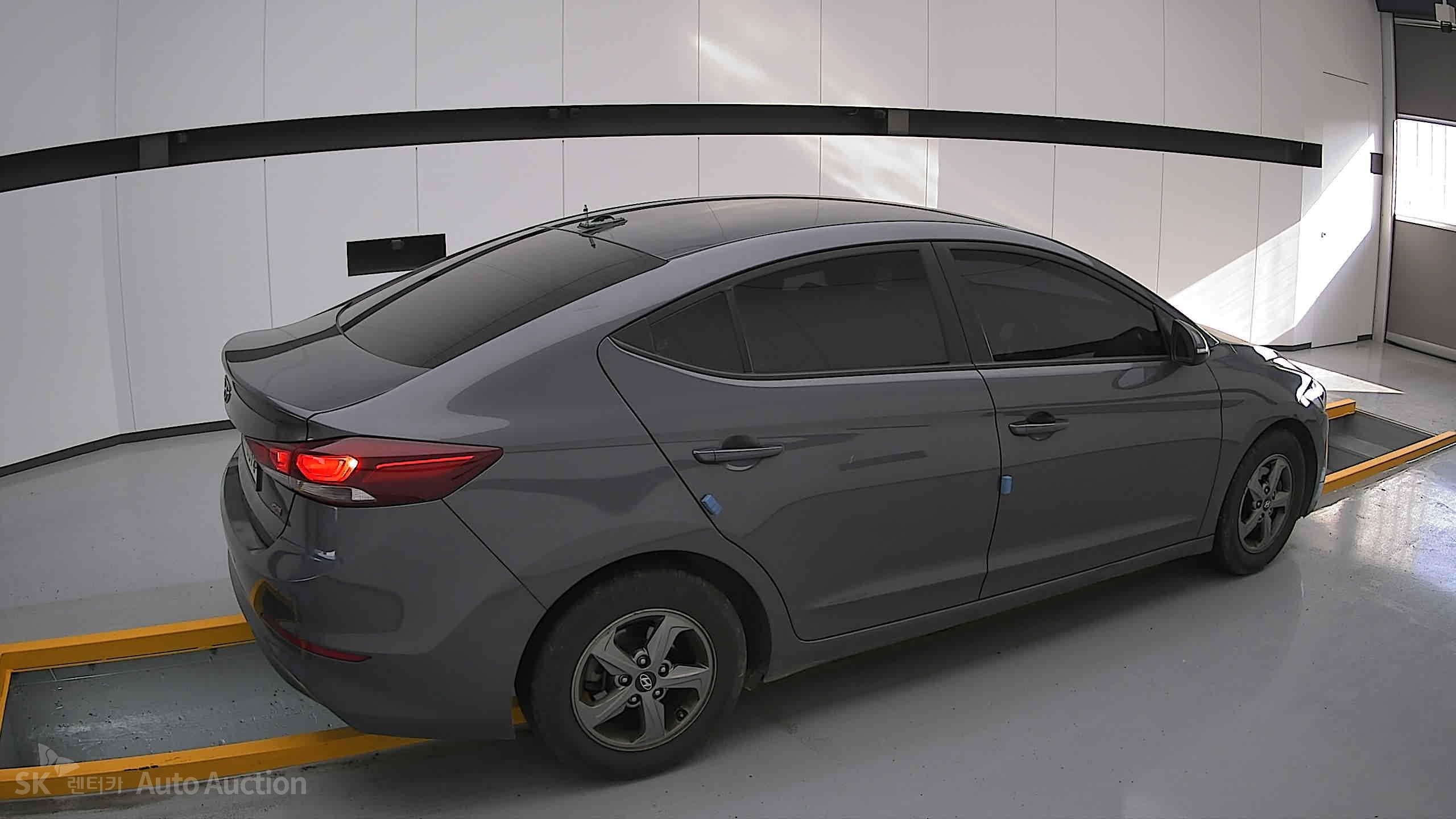 2017 - hyundai avante ad