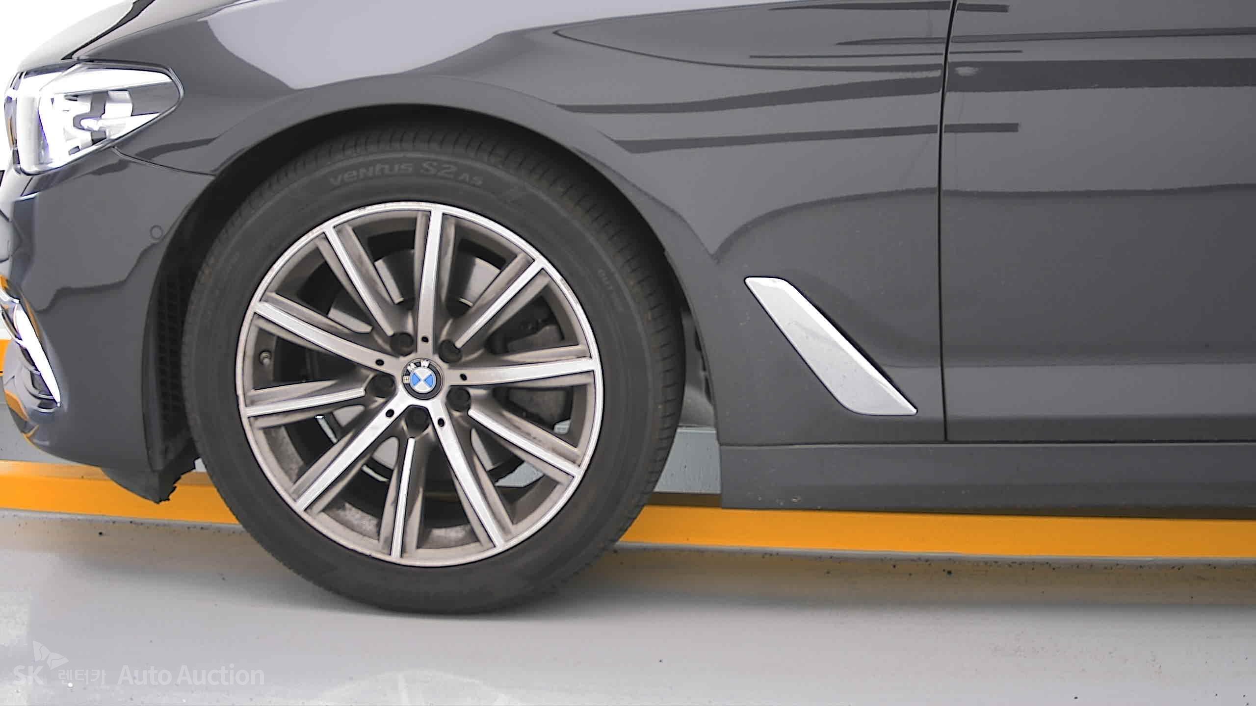2019 - bmw m5