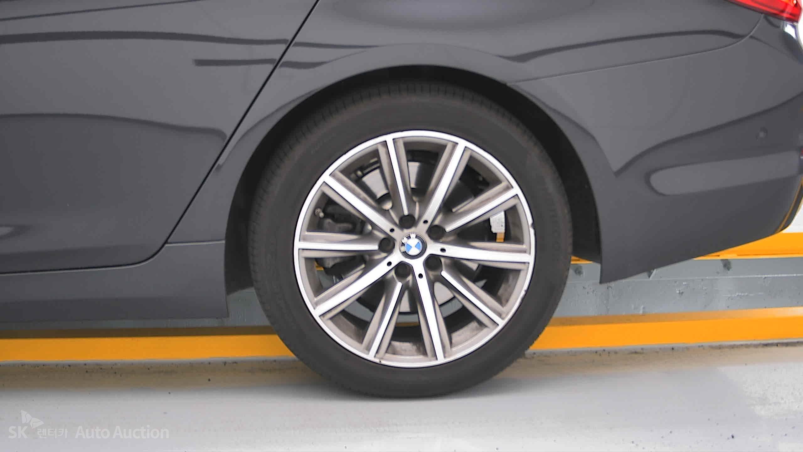 2019 - bmw m5