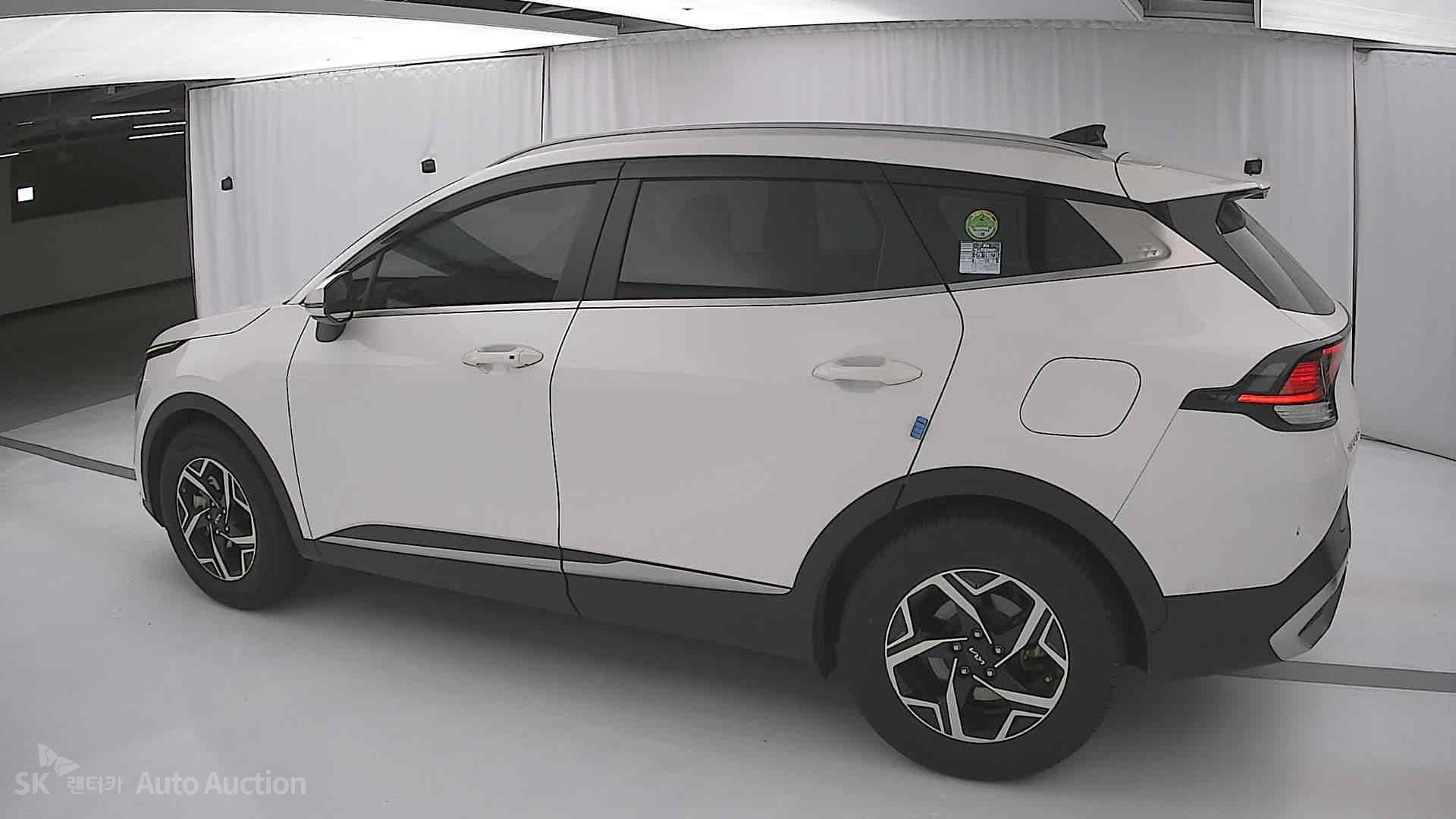 2023 - kia sportage