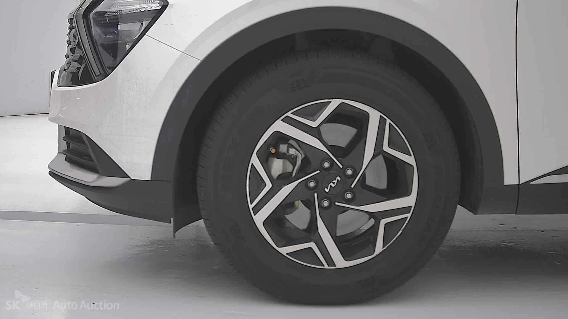 2023 - kia sportage