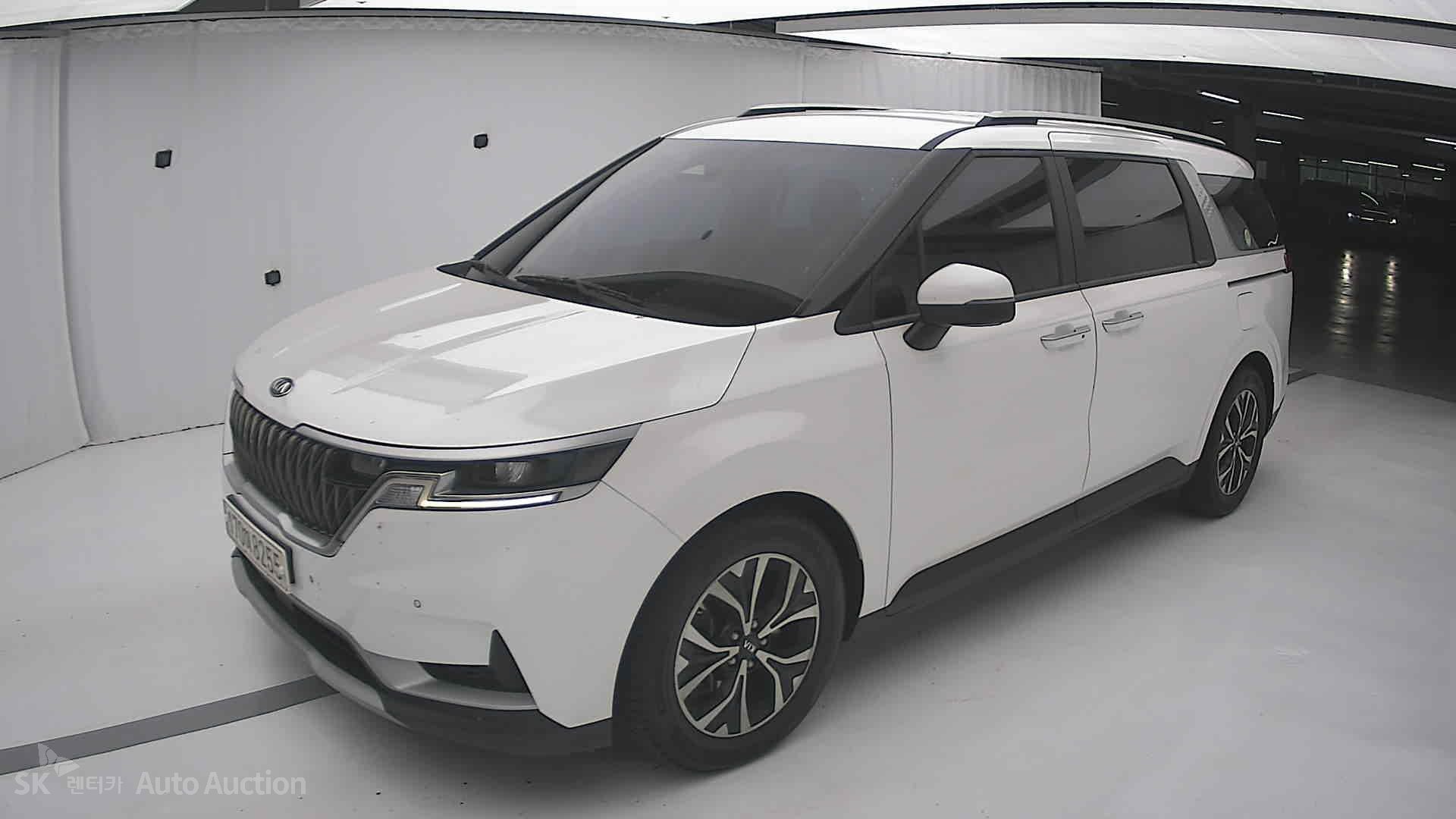 2021 - kia carnival