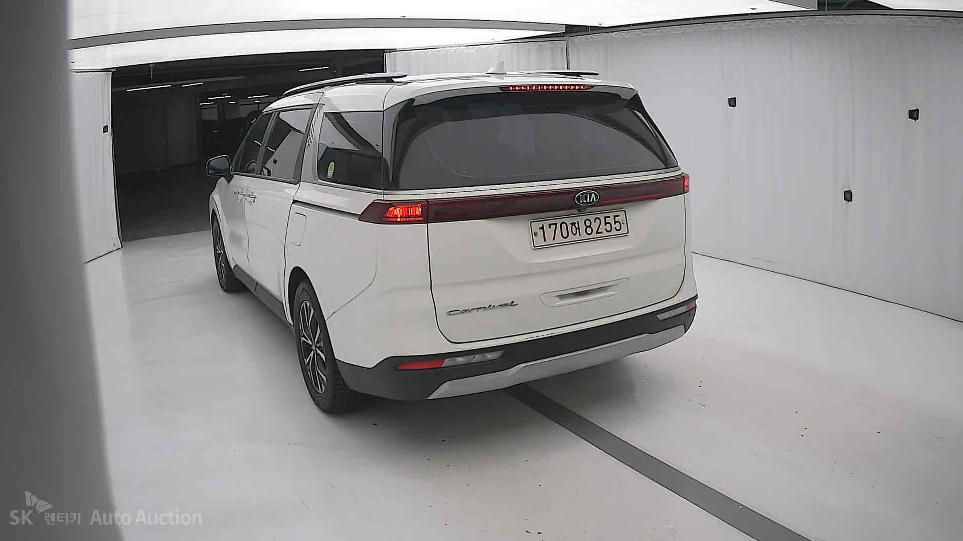 2021 - kia carnival