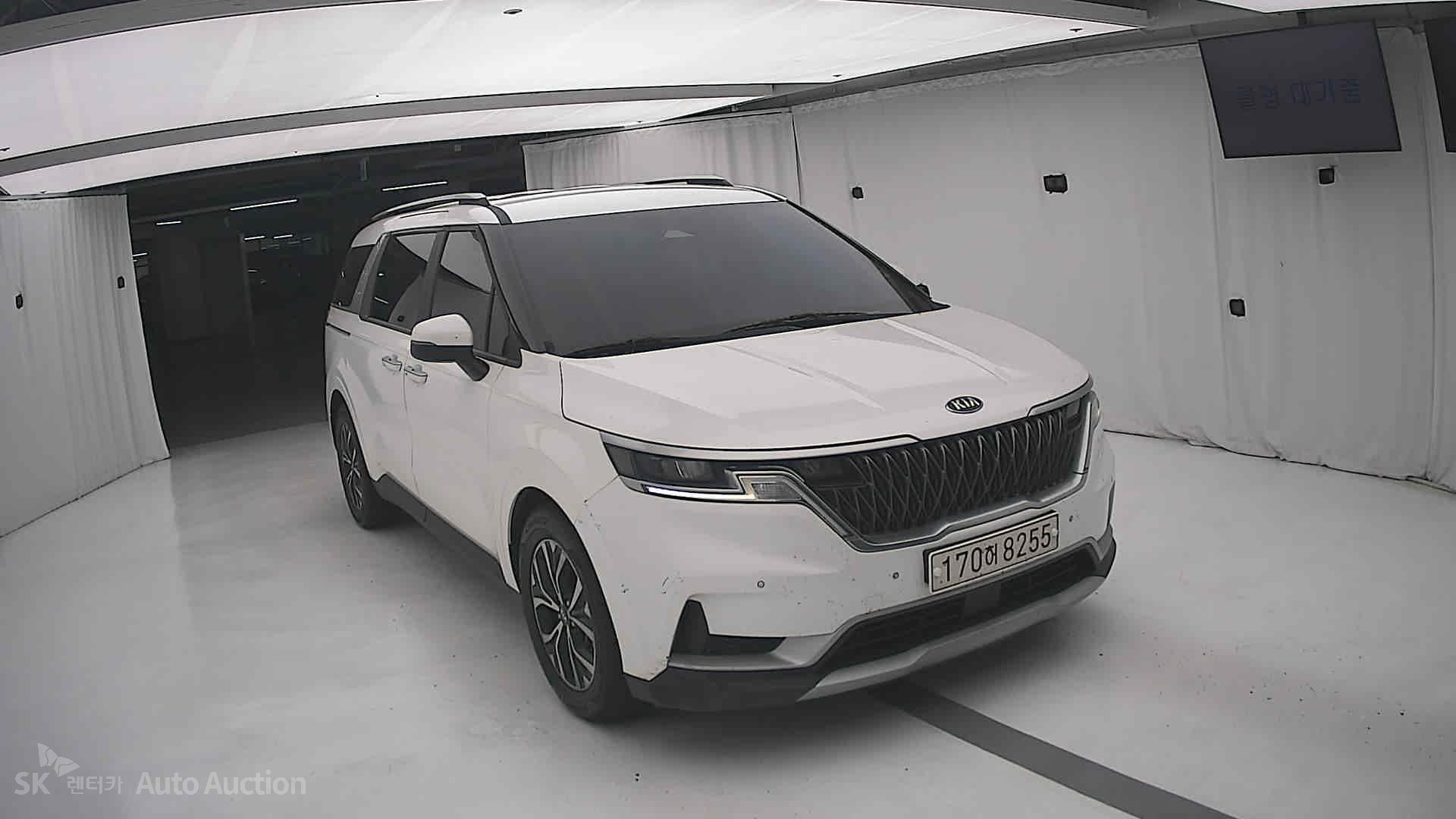 2021 - kia carnival