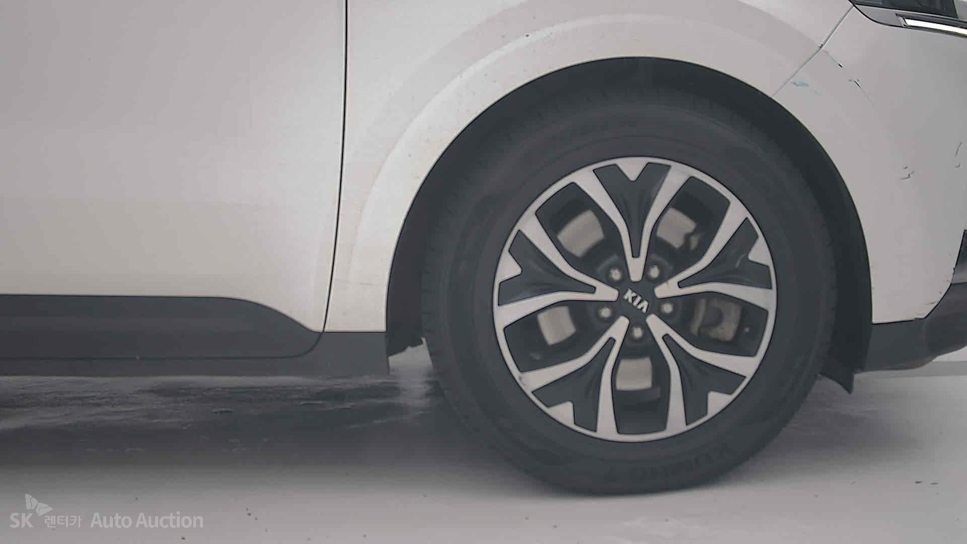 2021 - kia carnival