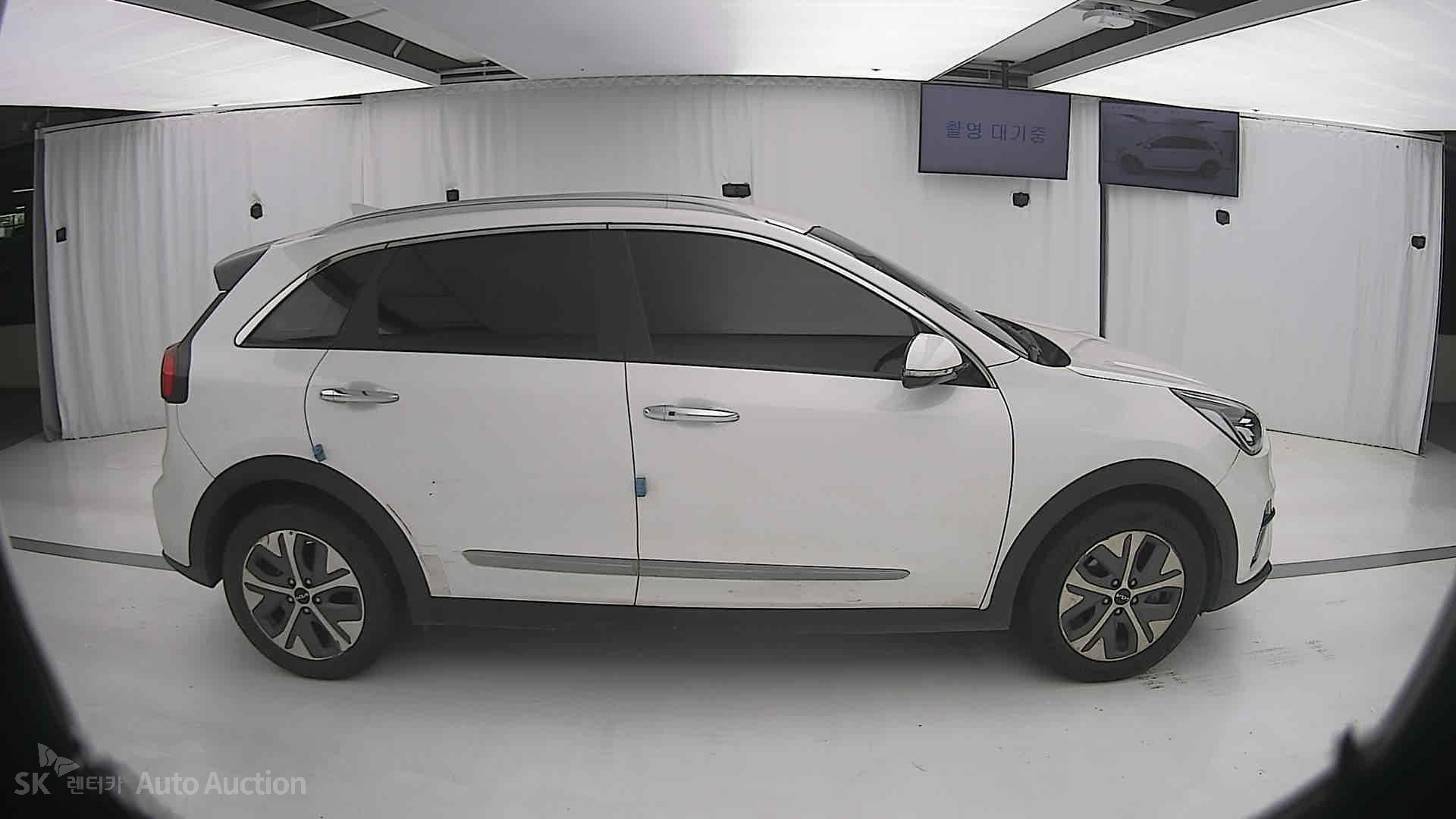 2022 - kia niro