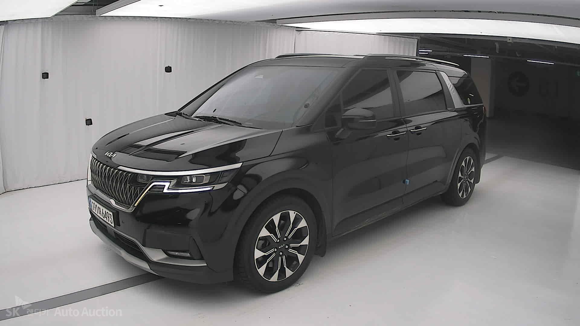 2023 - kia carnival