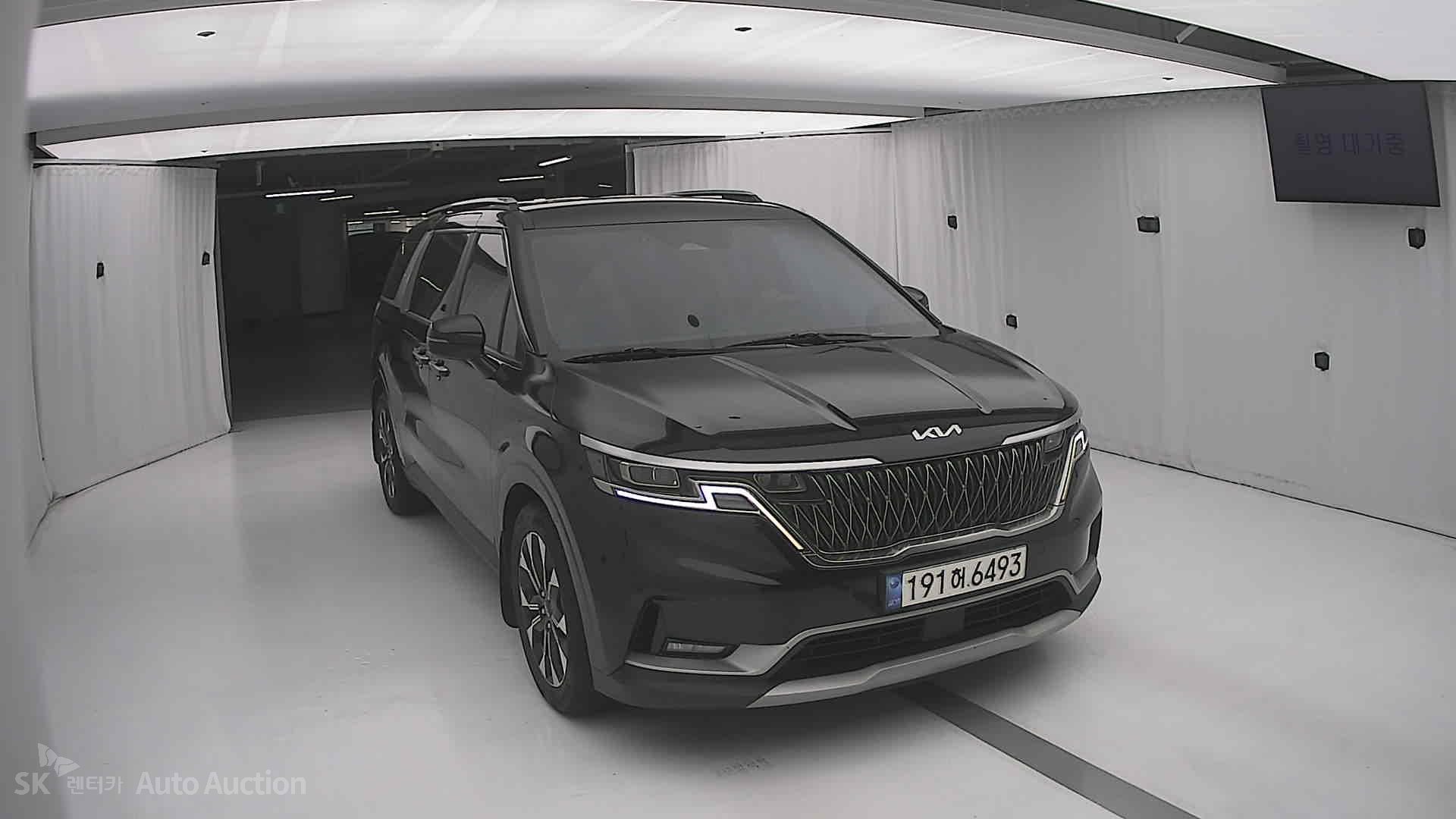 2023 - kia carnival