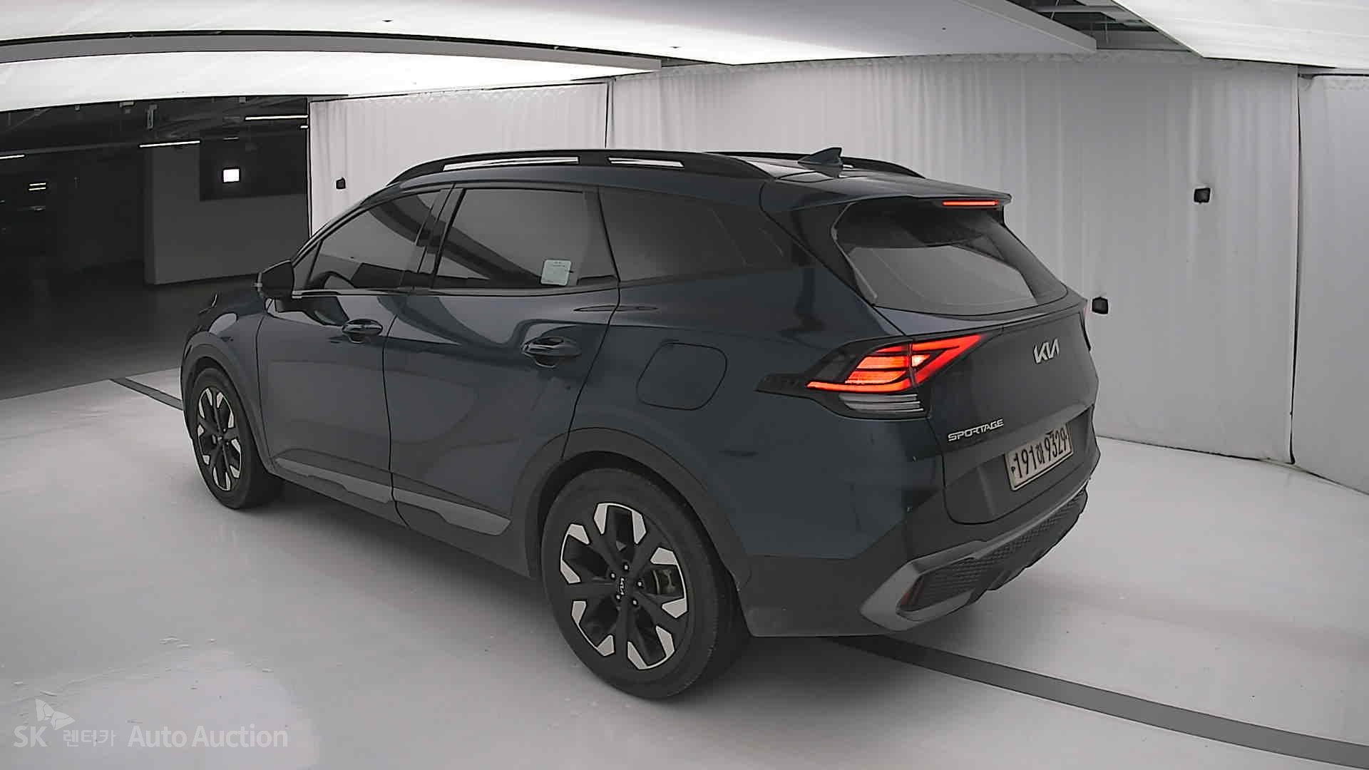 2023 - kia sportage