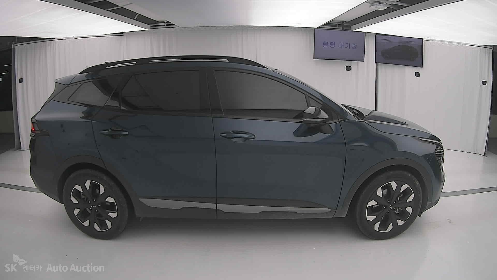2023 - kia sportage