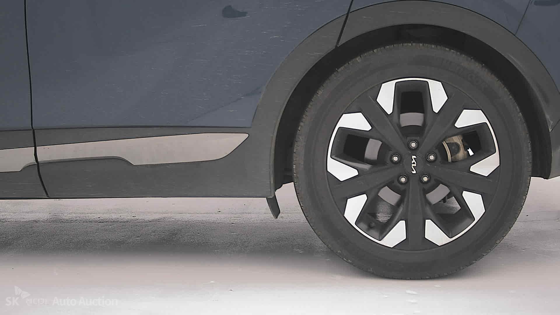 2023 - kia sportage