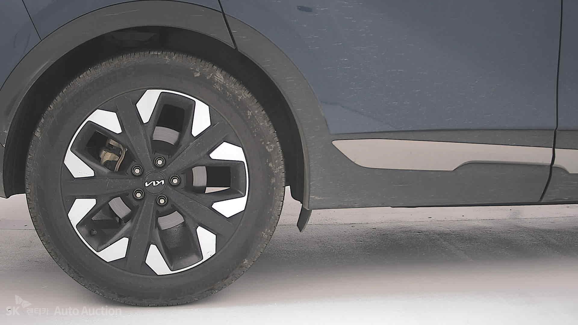 2023 - kia sportage