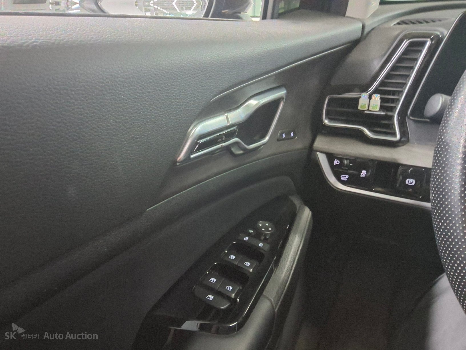 2023 - kia sportage