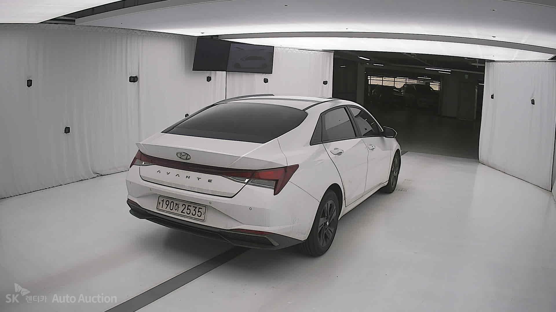 2023 - hyundai avante