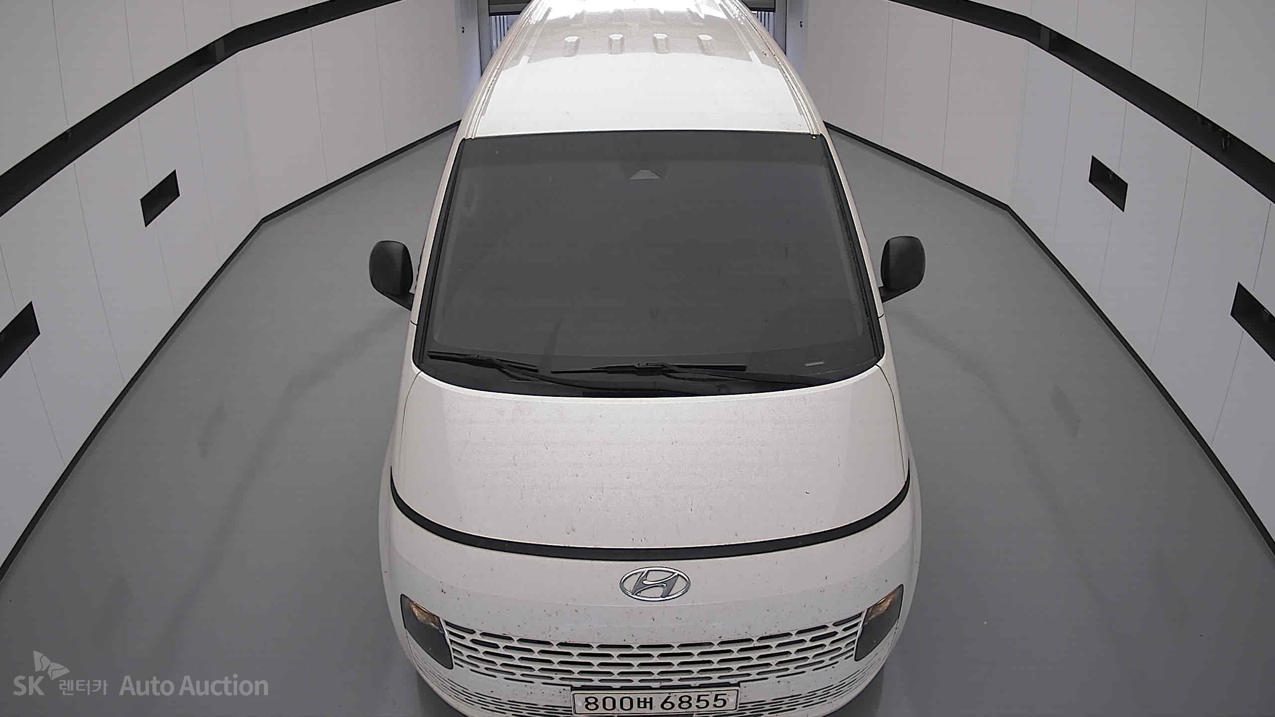 2022 - hyundai staria