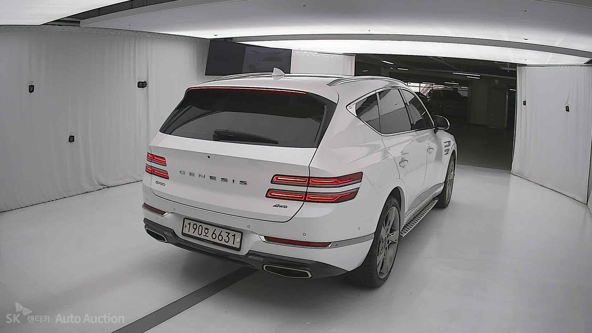 2022 - genesis gv80