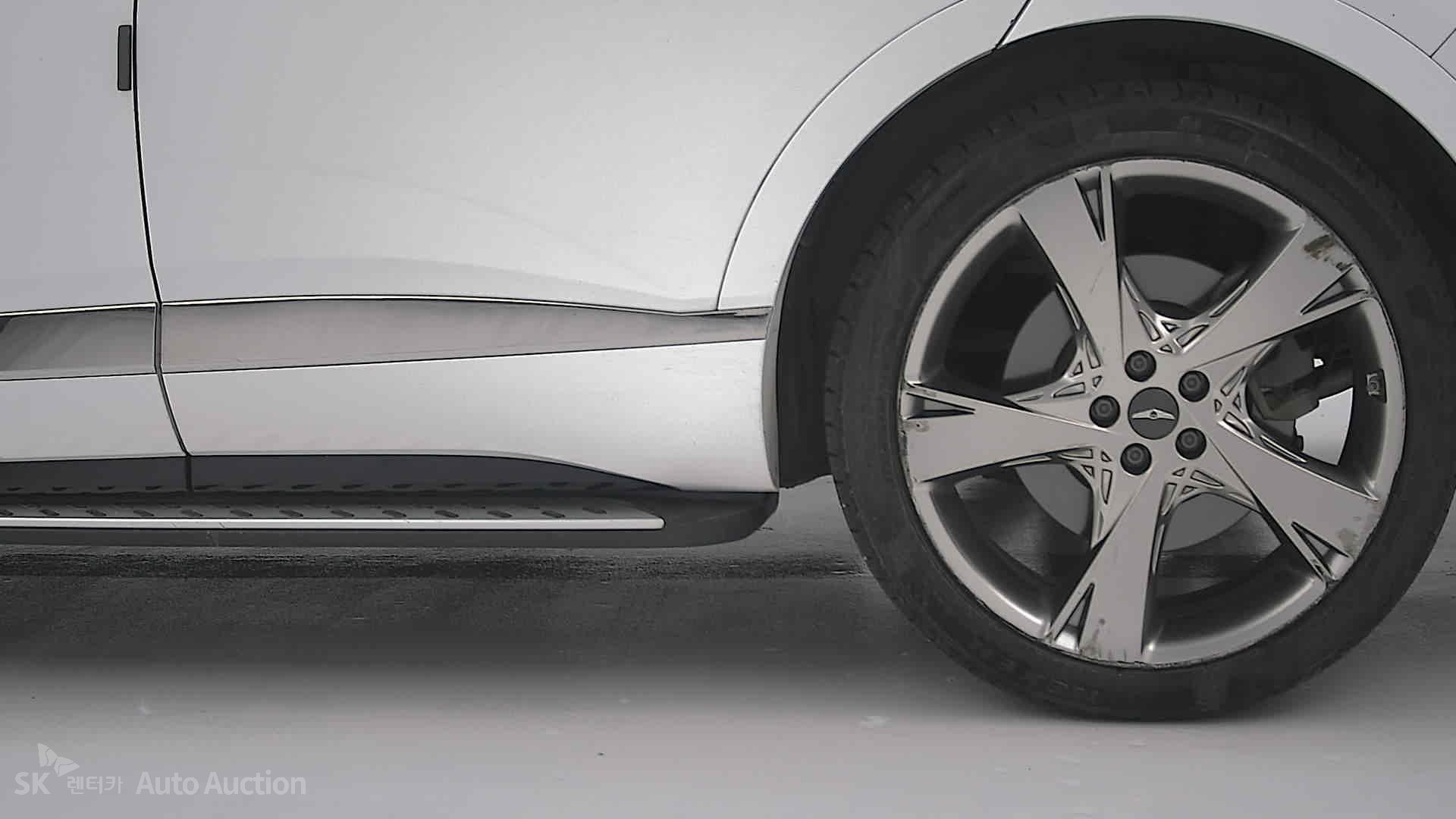 2022 - genesis gv80