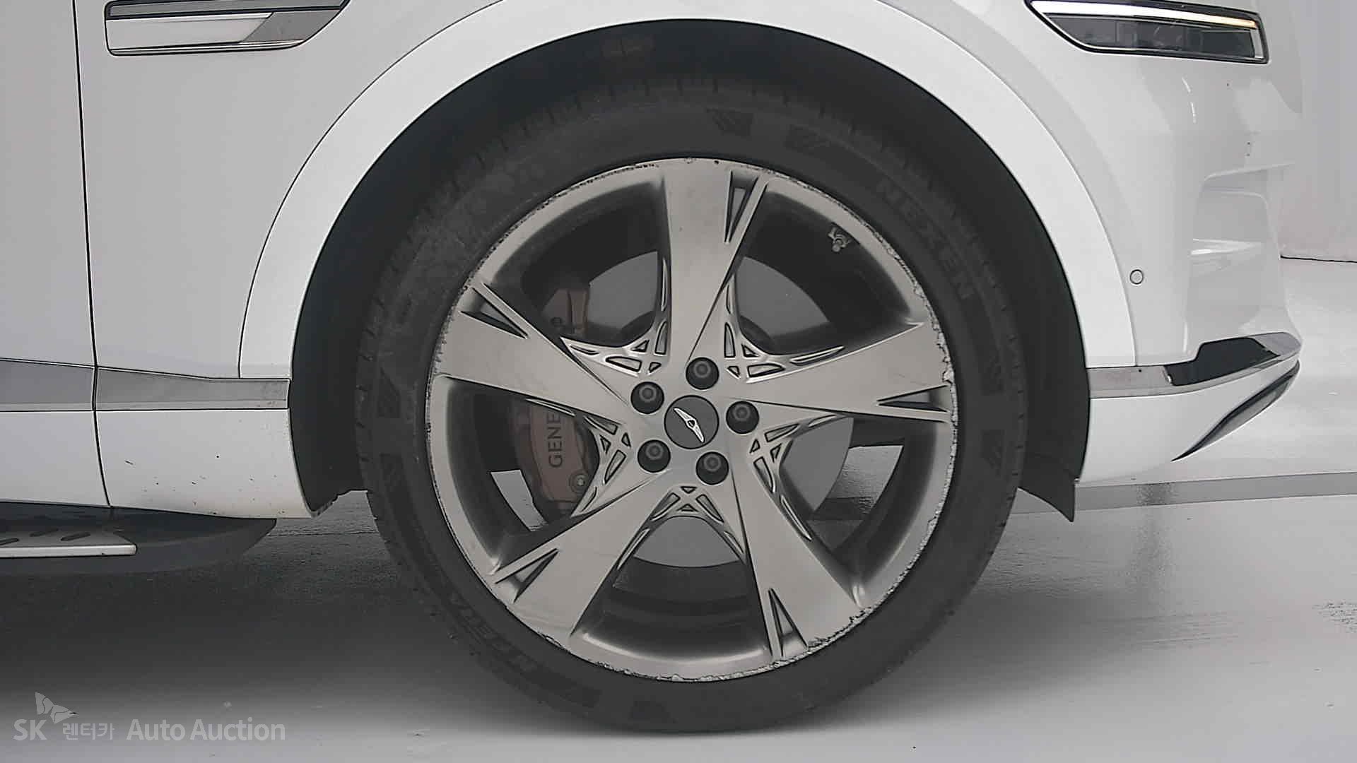 2022 - genesis gv80