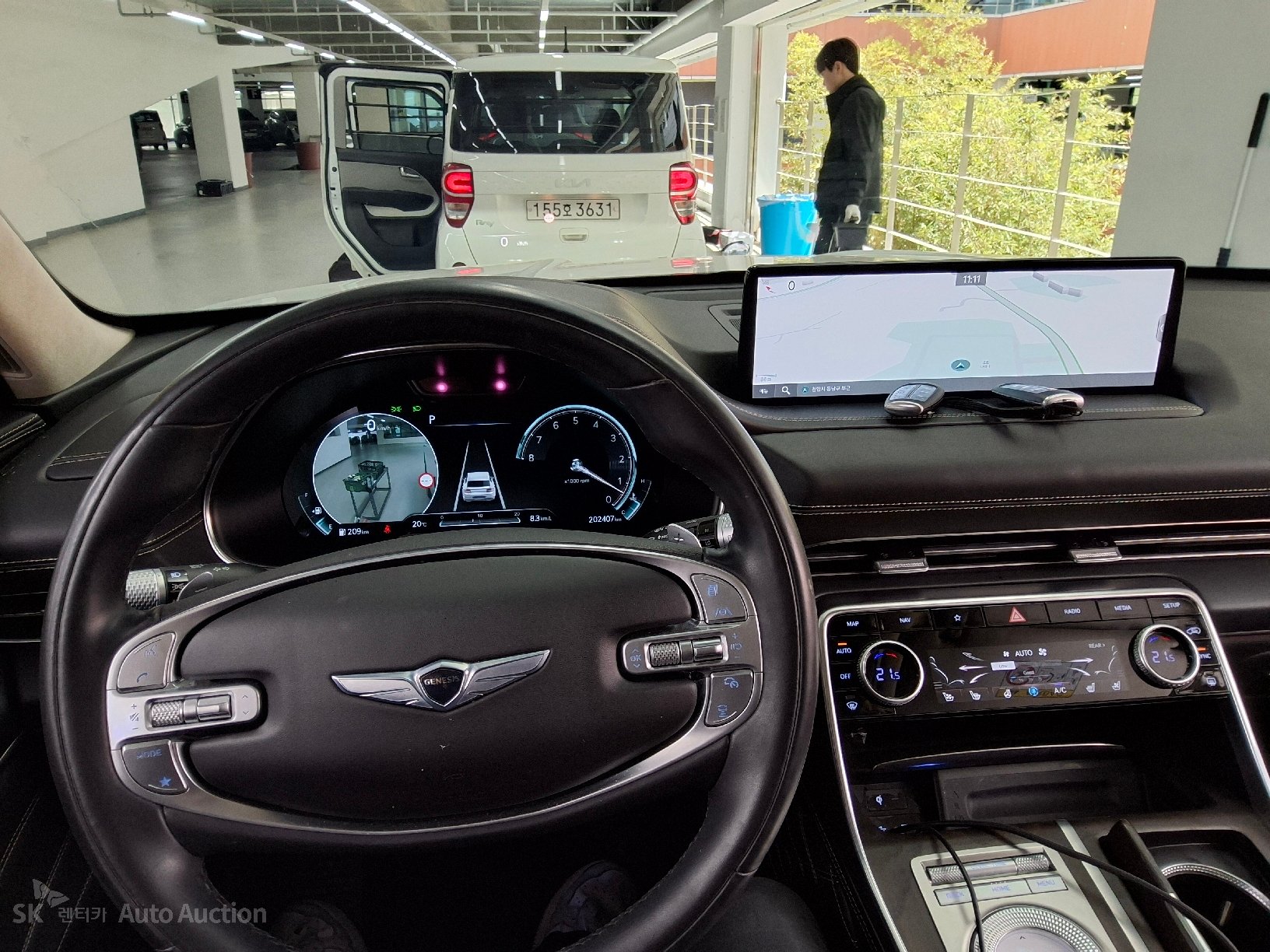 2022 - genesis gv80