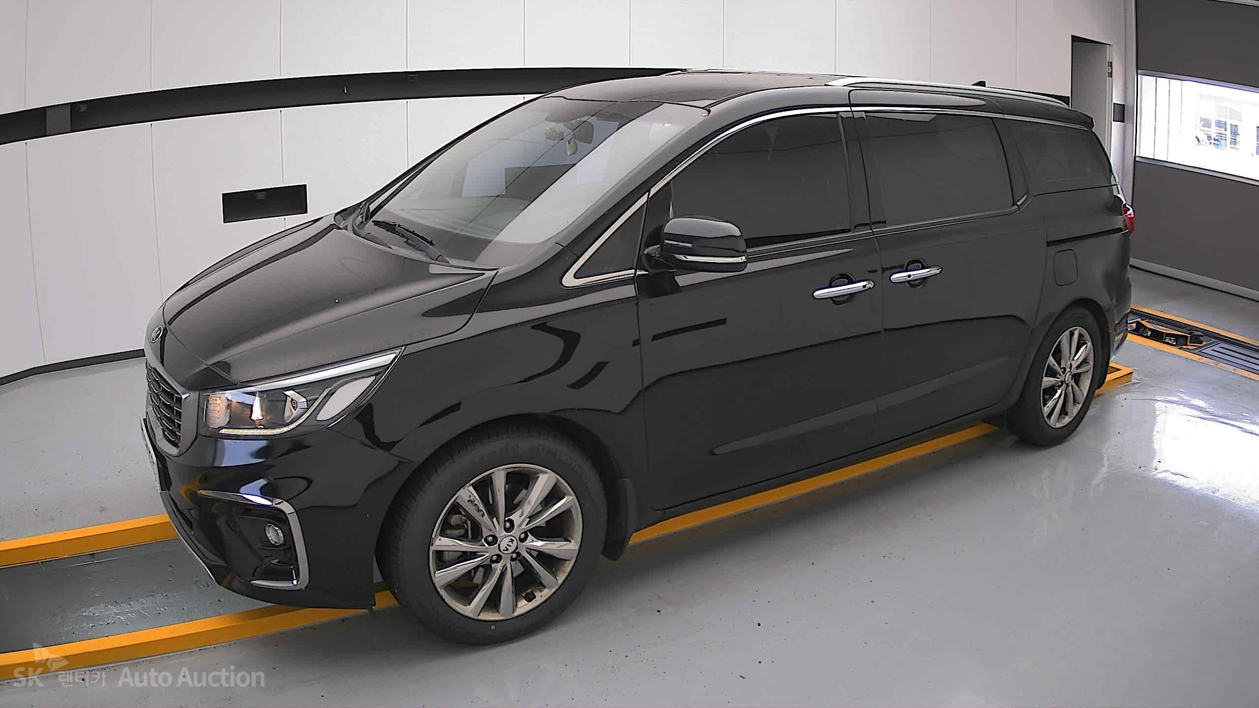 2020 - kia carnival