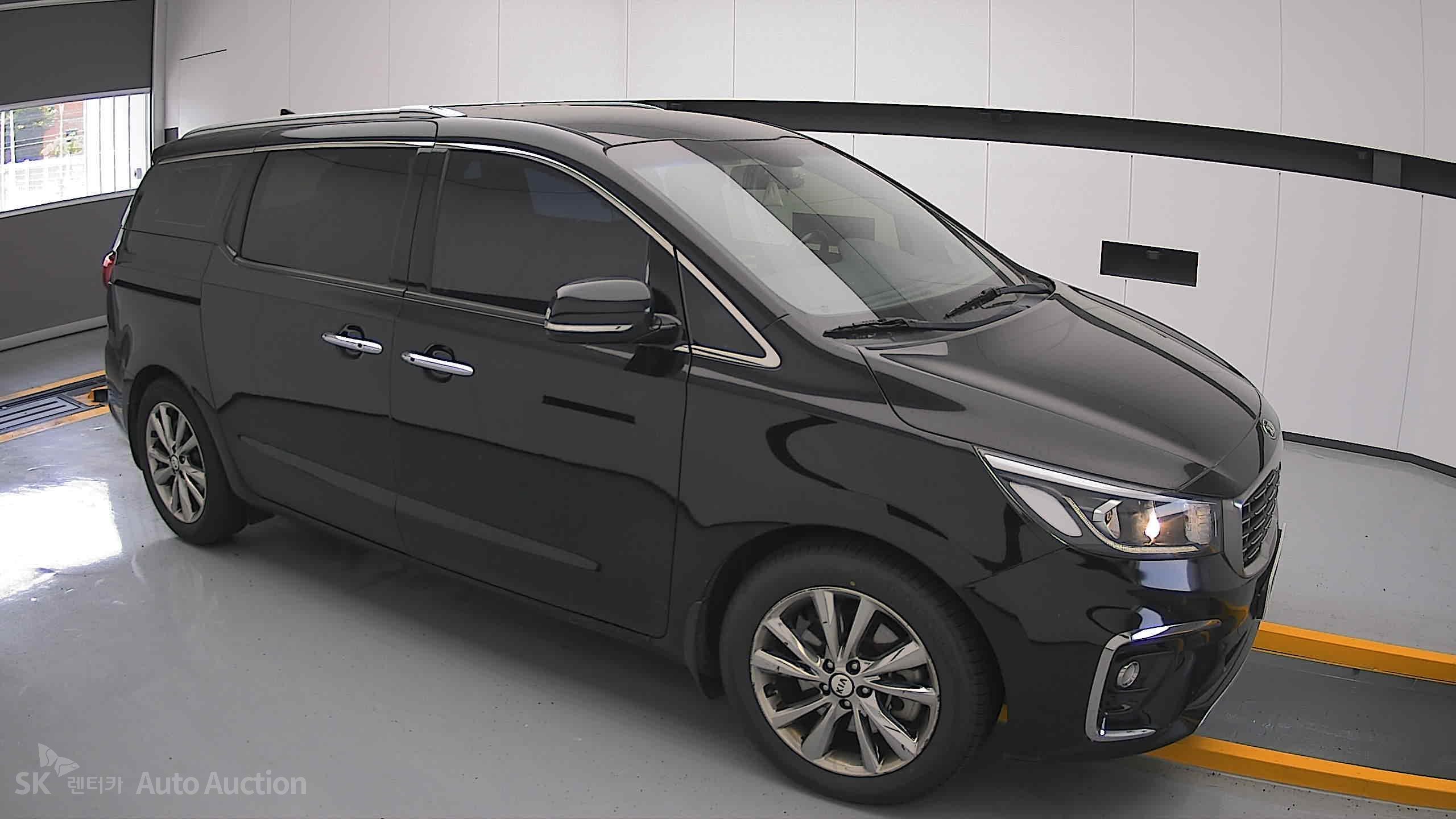 2020 - kia carnival