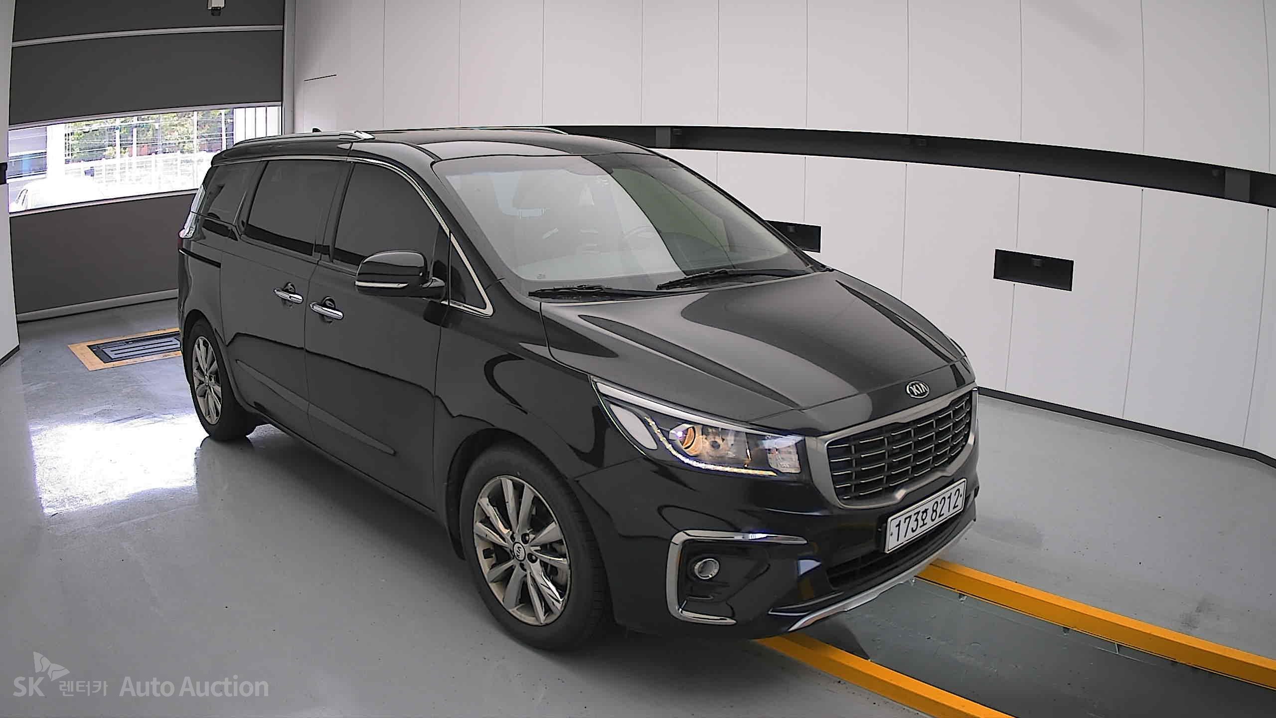 2020 - kia carnival
