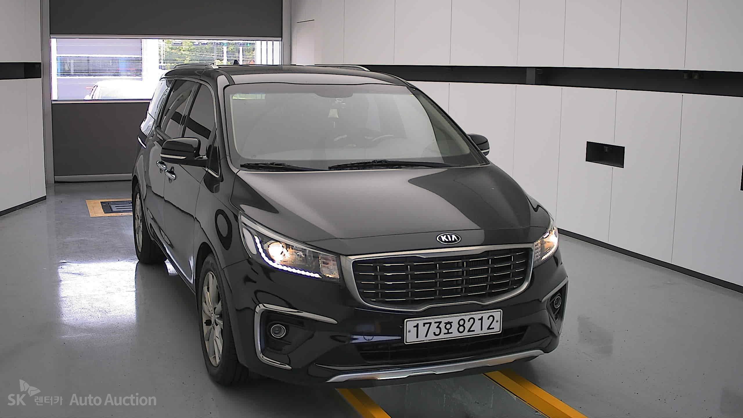 2020 - kia carnival
