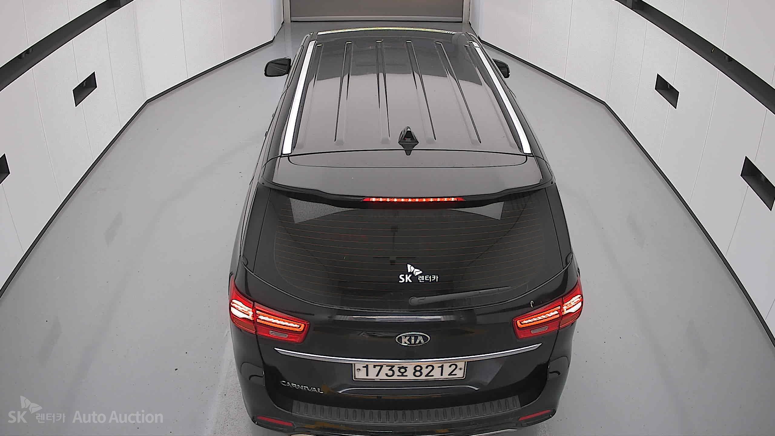 2020 - kia carnival