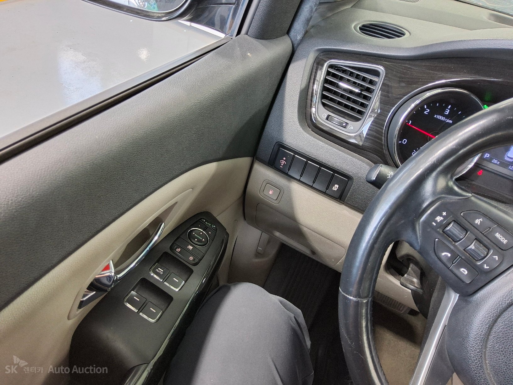 2020 - kia carnival