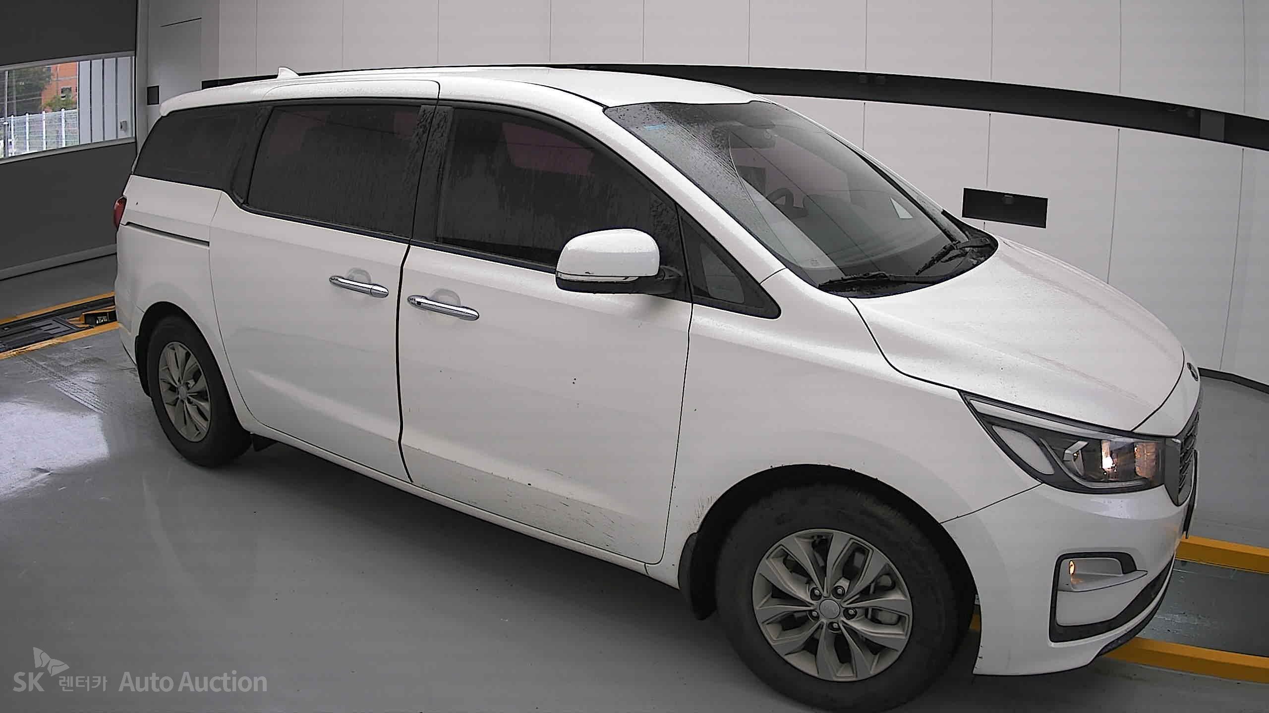 2020 - kia carnival